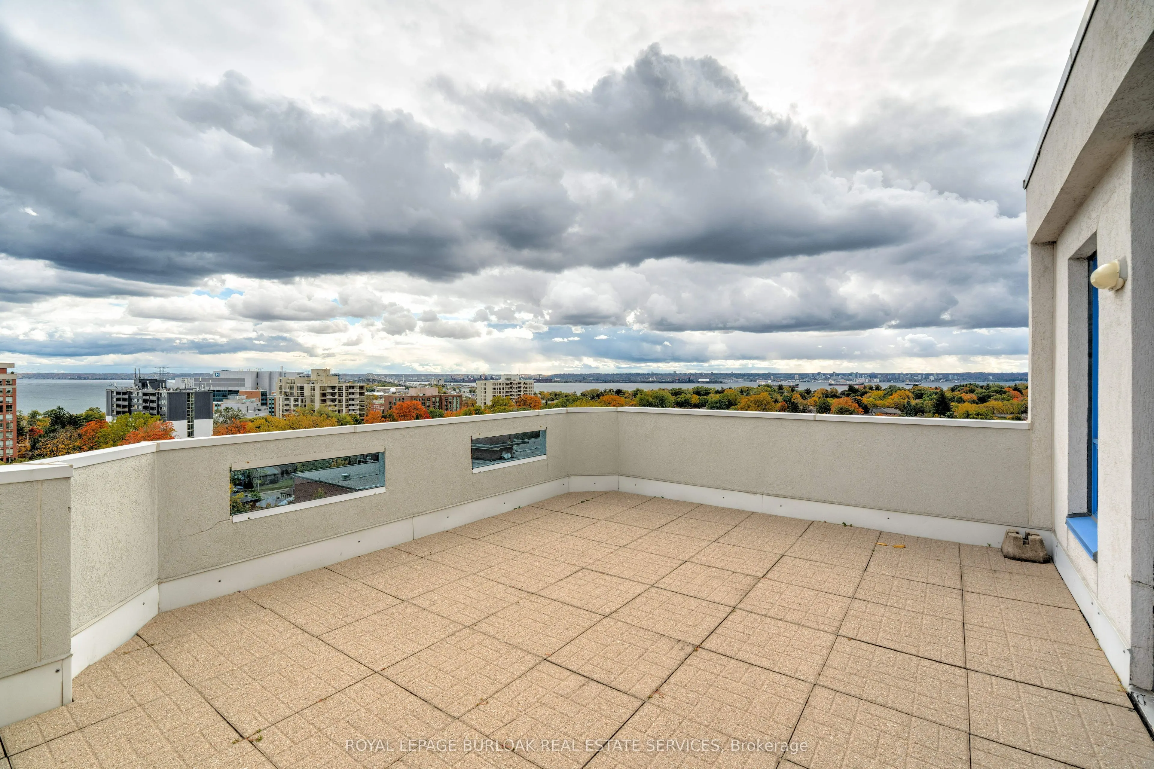 1272 Ontario Street, #204