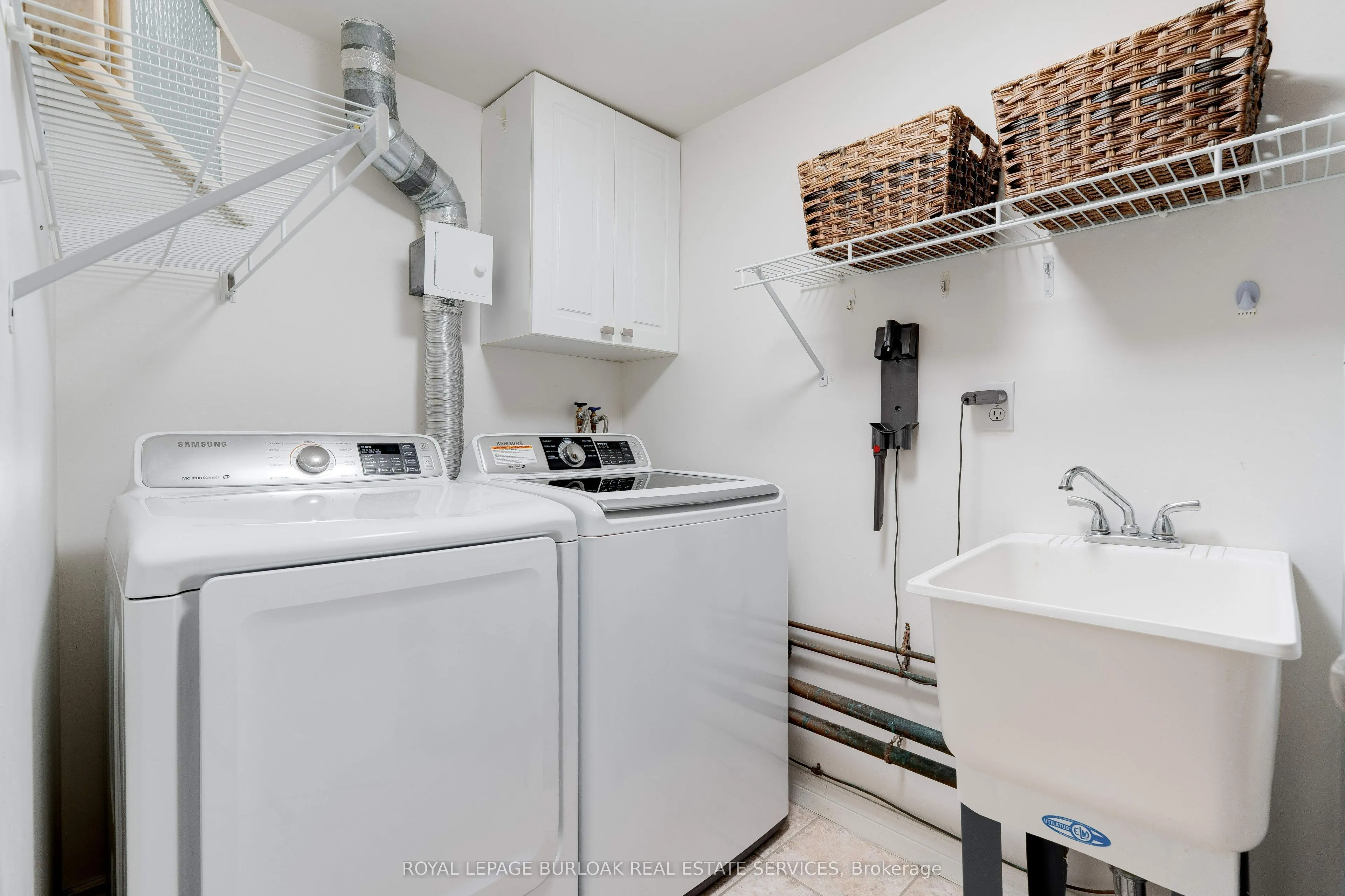 1272 Ontario Street, #204