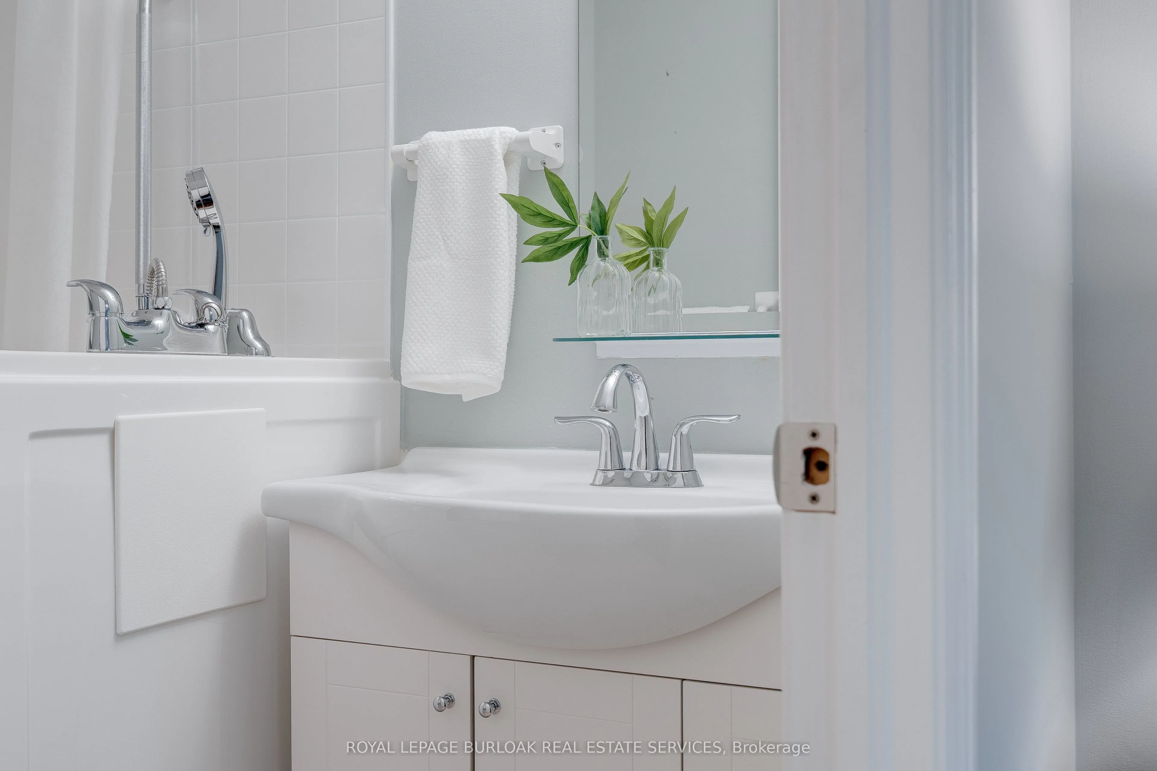 1272 Ontario Street, #204