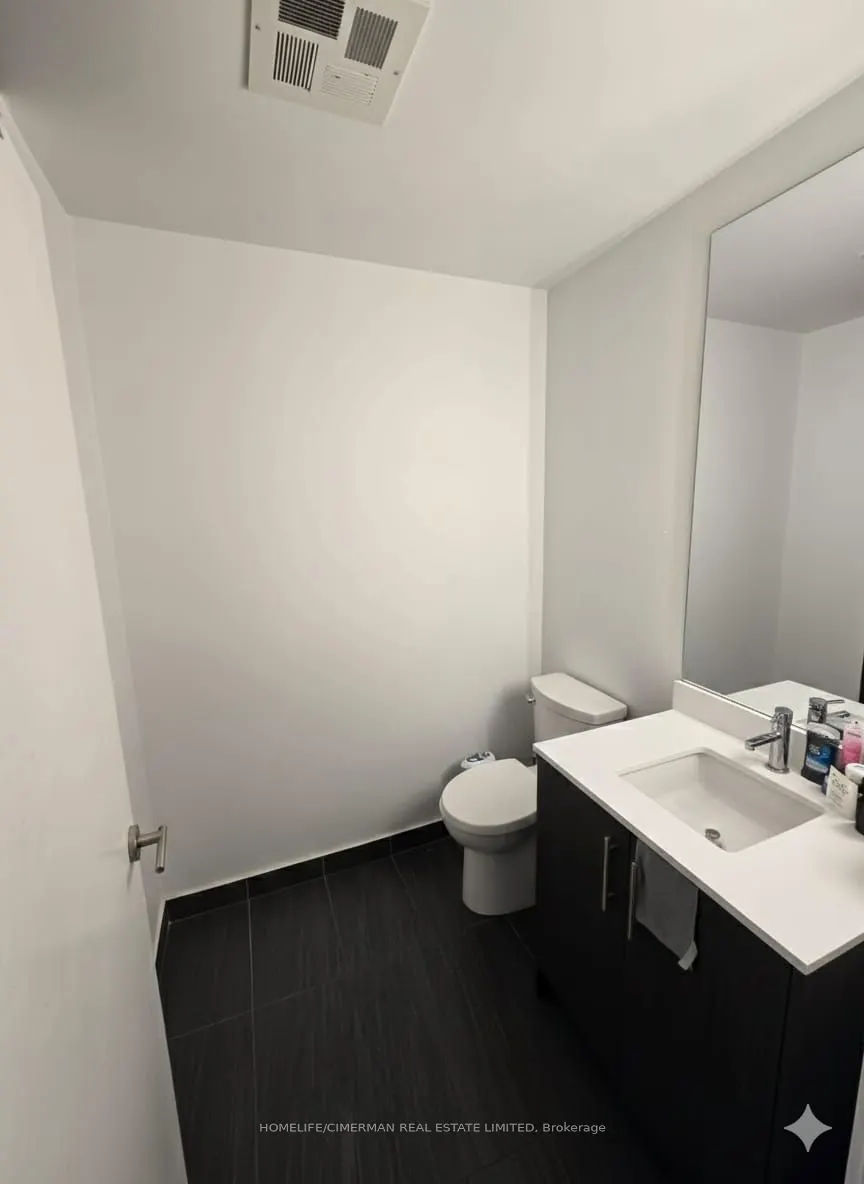 215 Veterans Drive, #1001