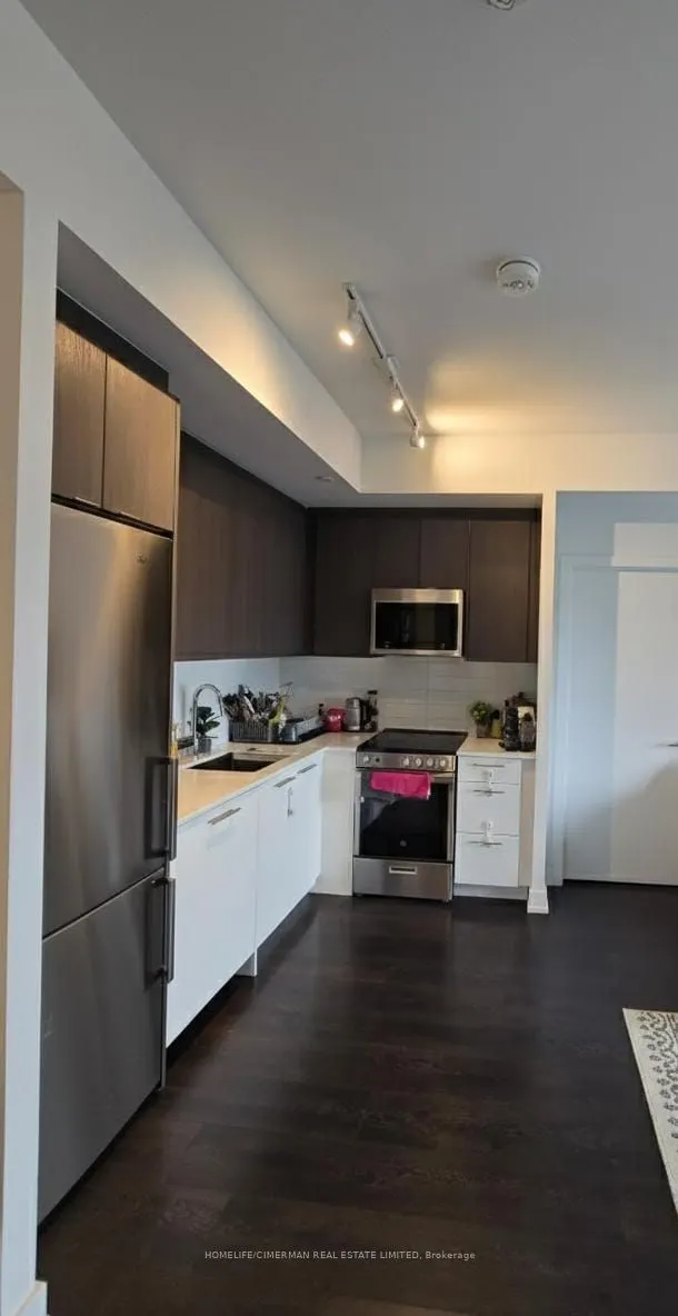 215 Veterans Drive, #1001