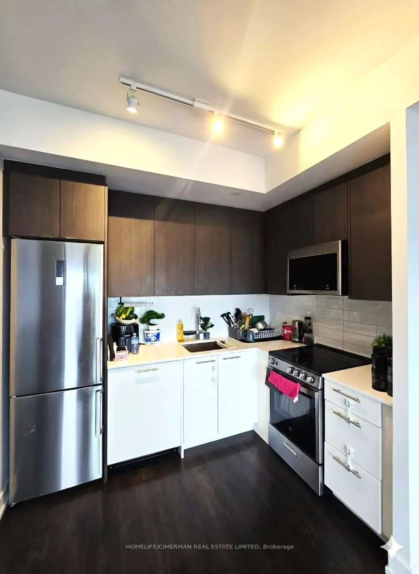 215 Veterans Drive, #1001