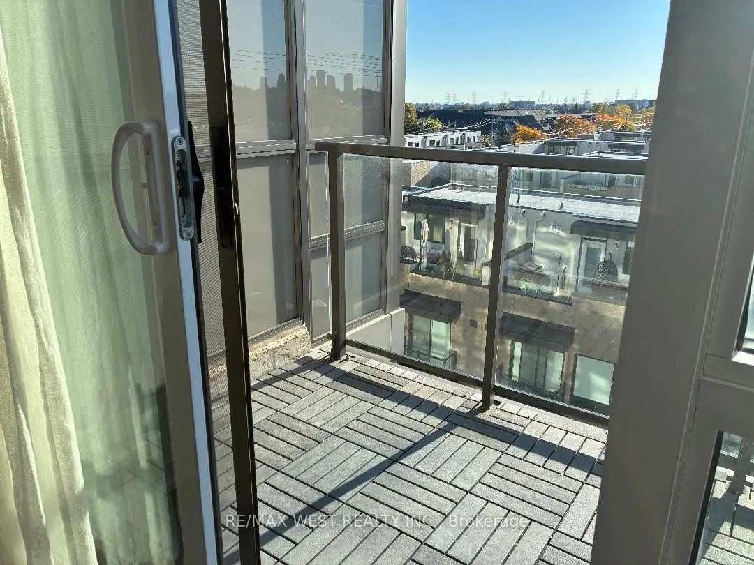 8 Fieldway Road, #608