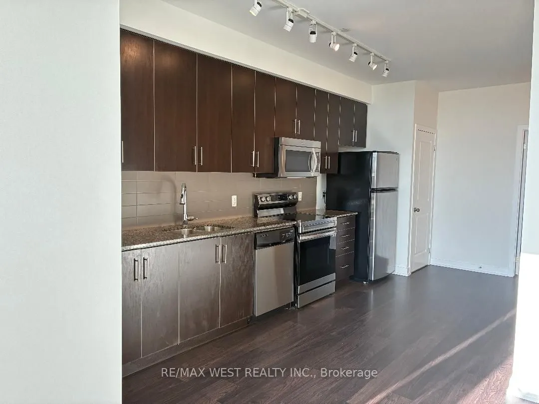 8 Fieldway Road, #608