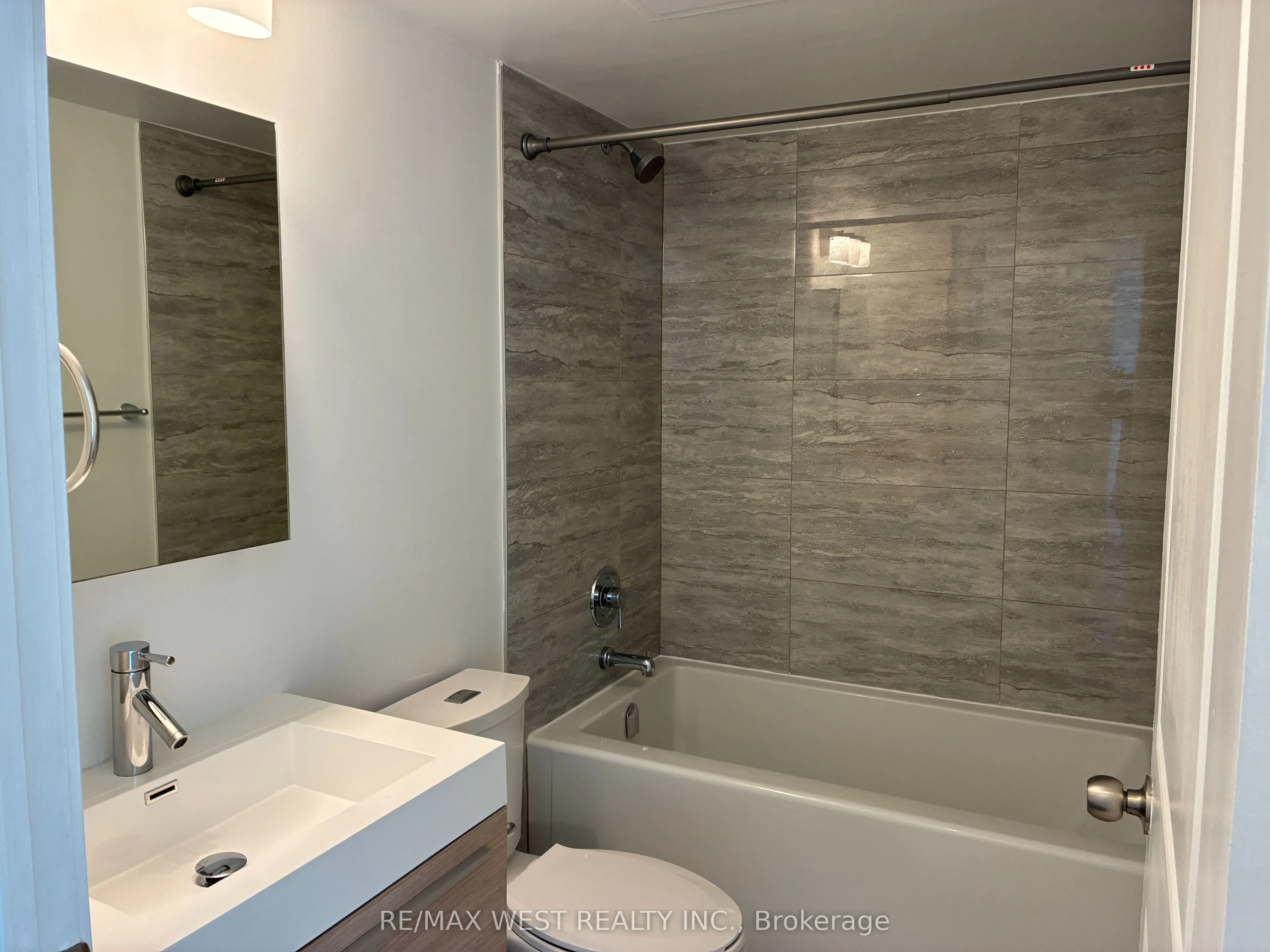 8 Fieldway Road, #608