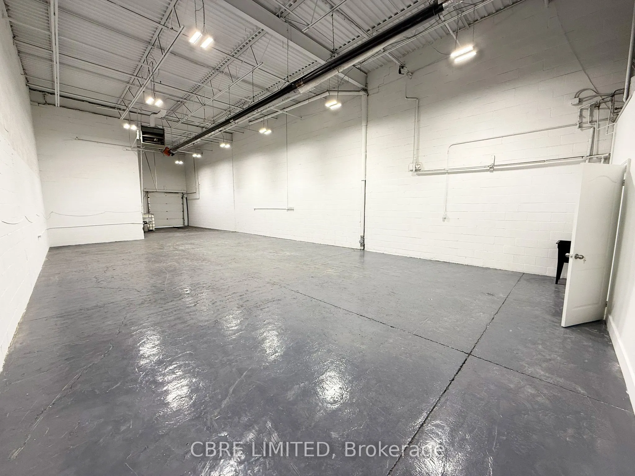 975 Mid-Way Boulevard, #8