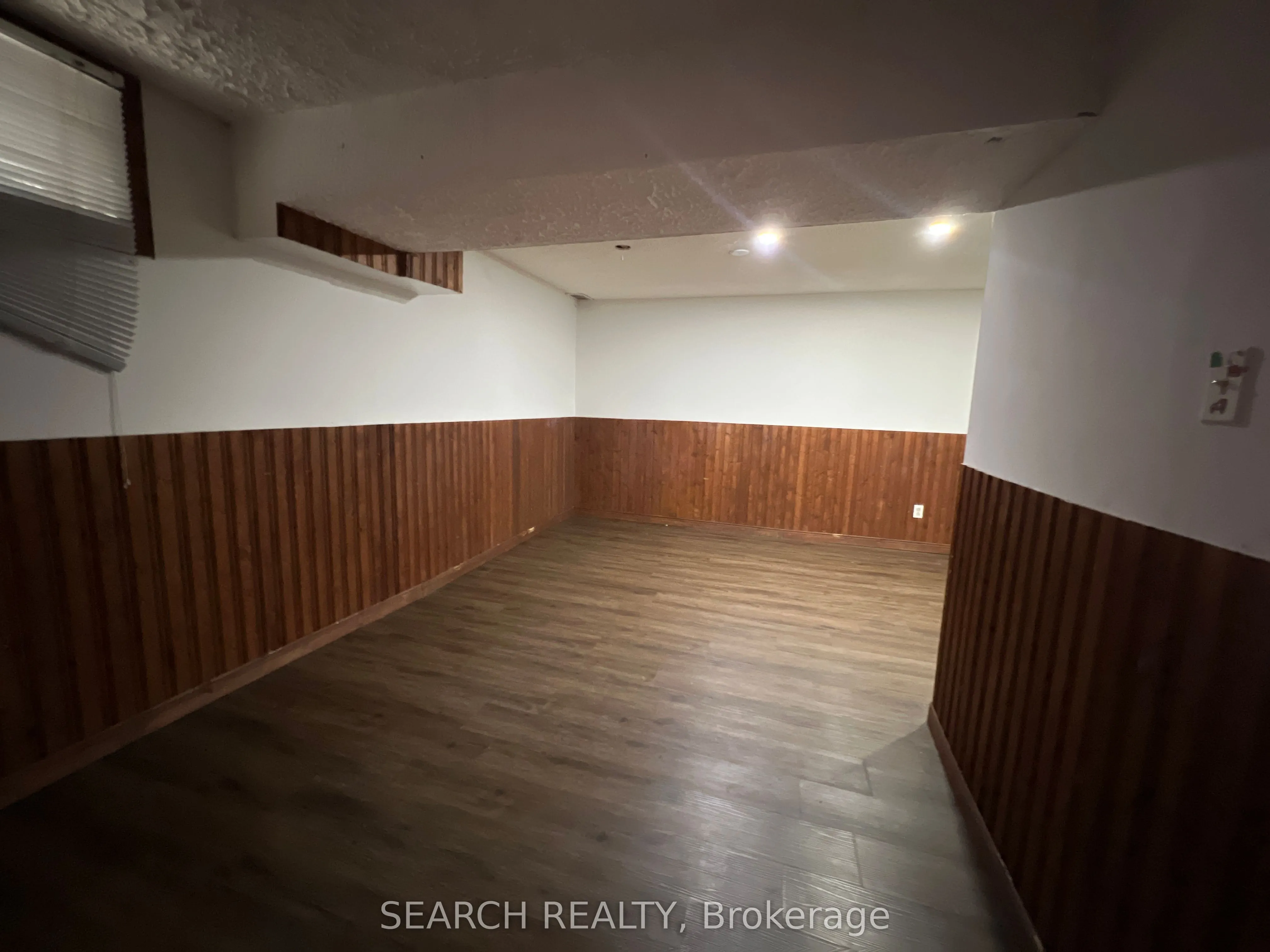 93 Martindale Crescent