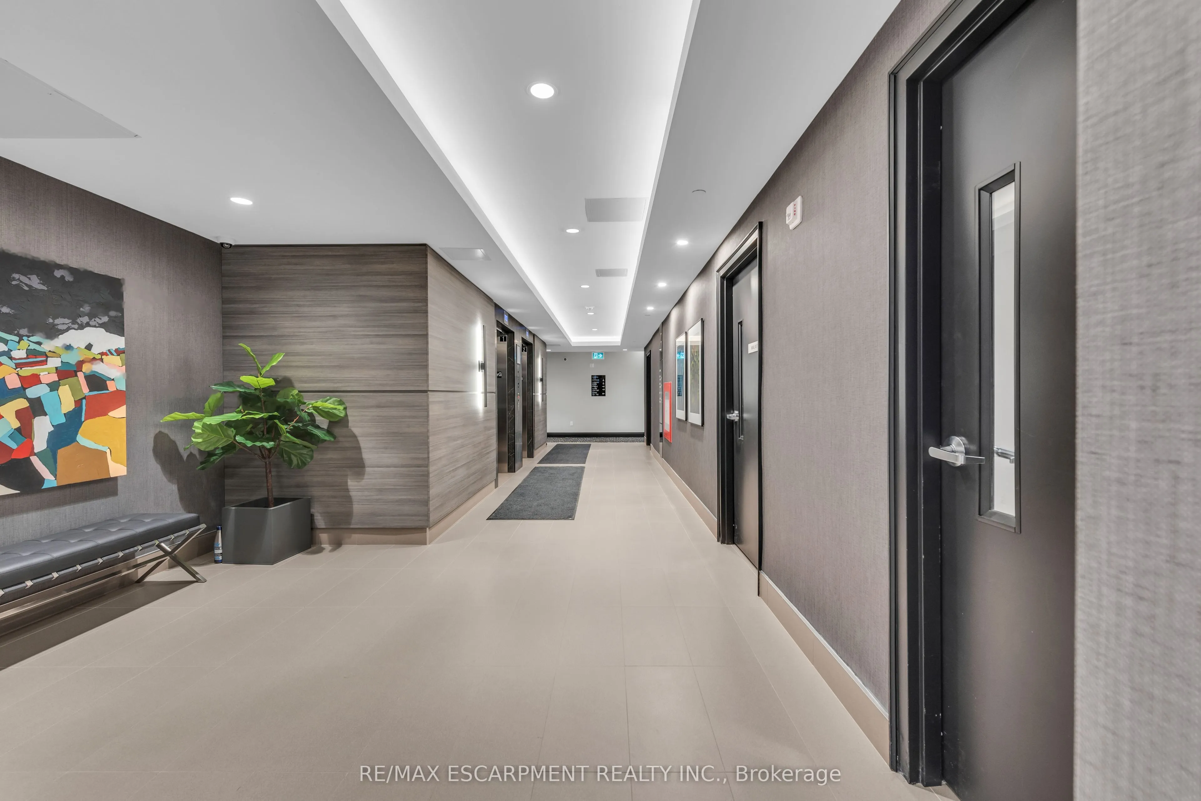 470 Gordon Krantz Avenue, #601