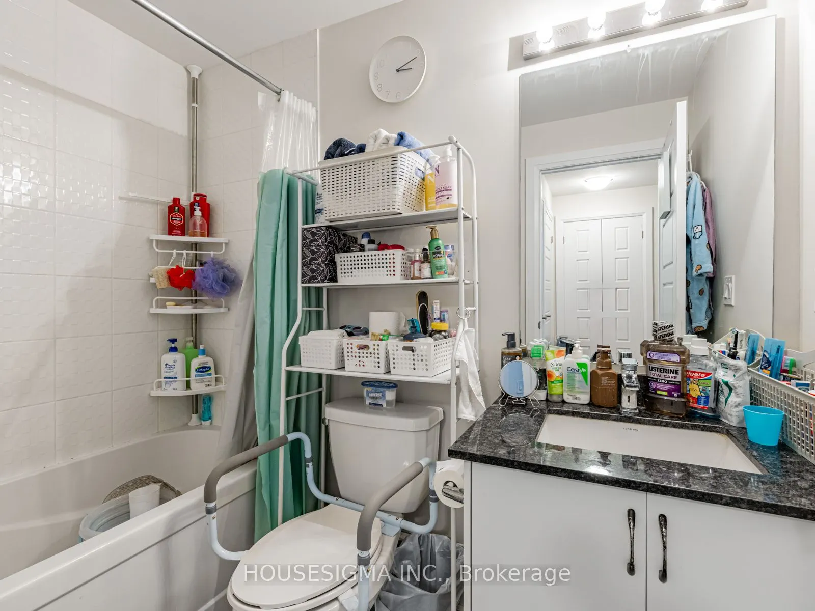 713 Lawrence Avenue W, #5