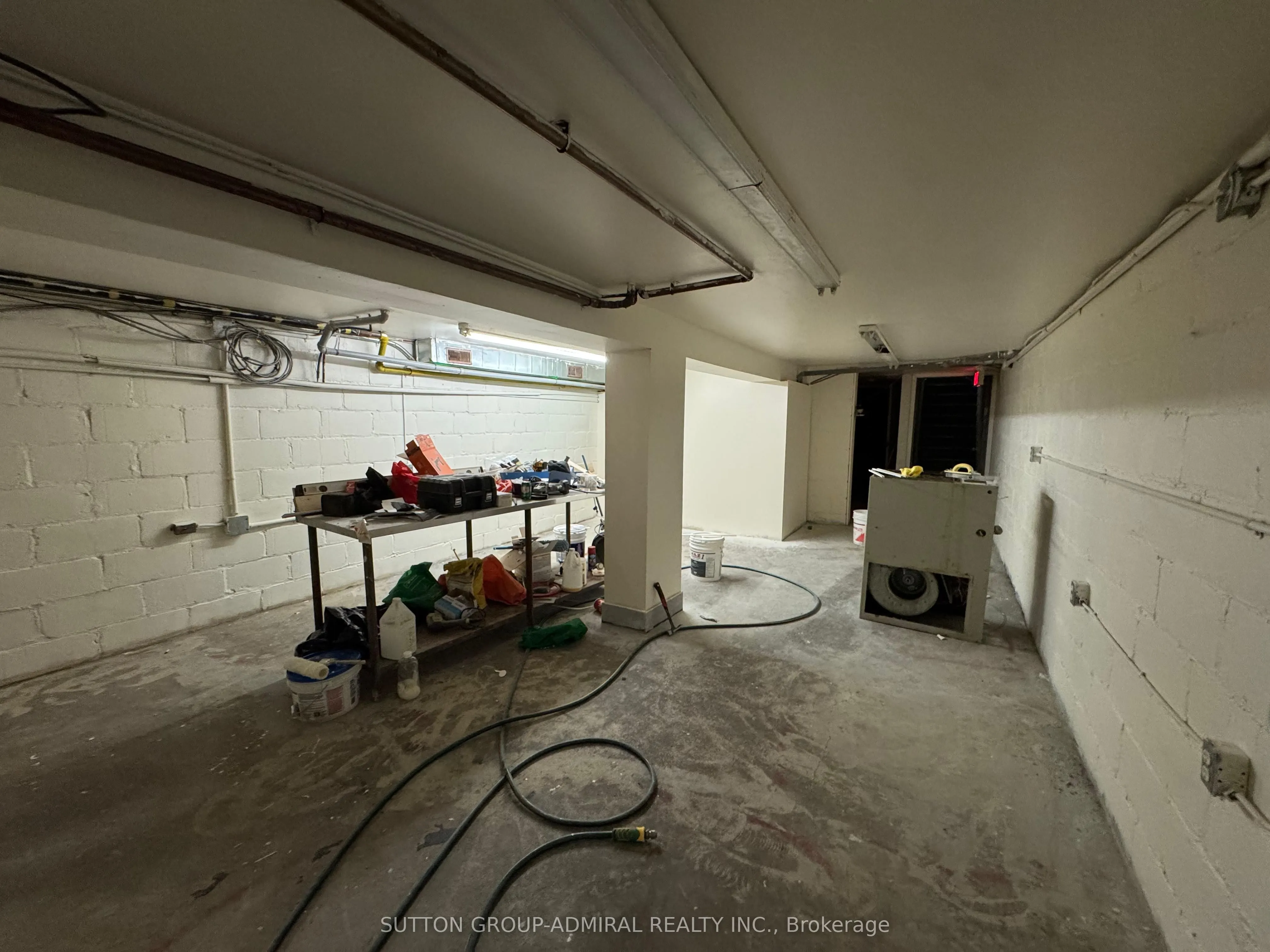 1606 Eglinton Avenue W