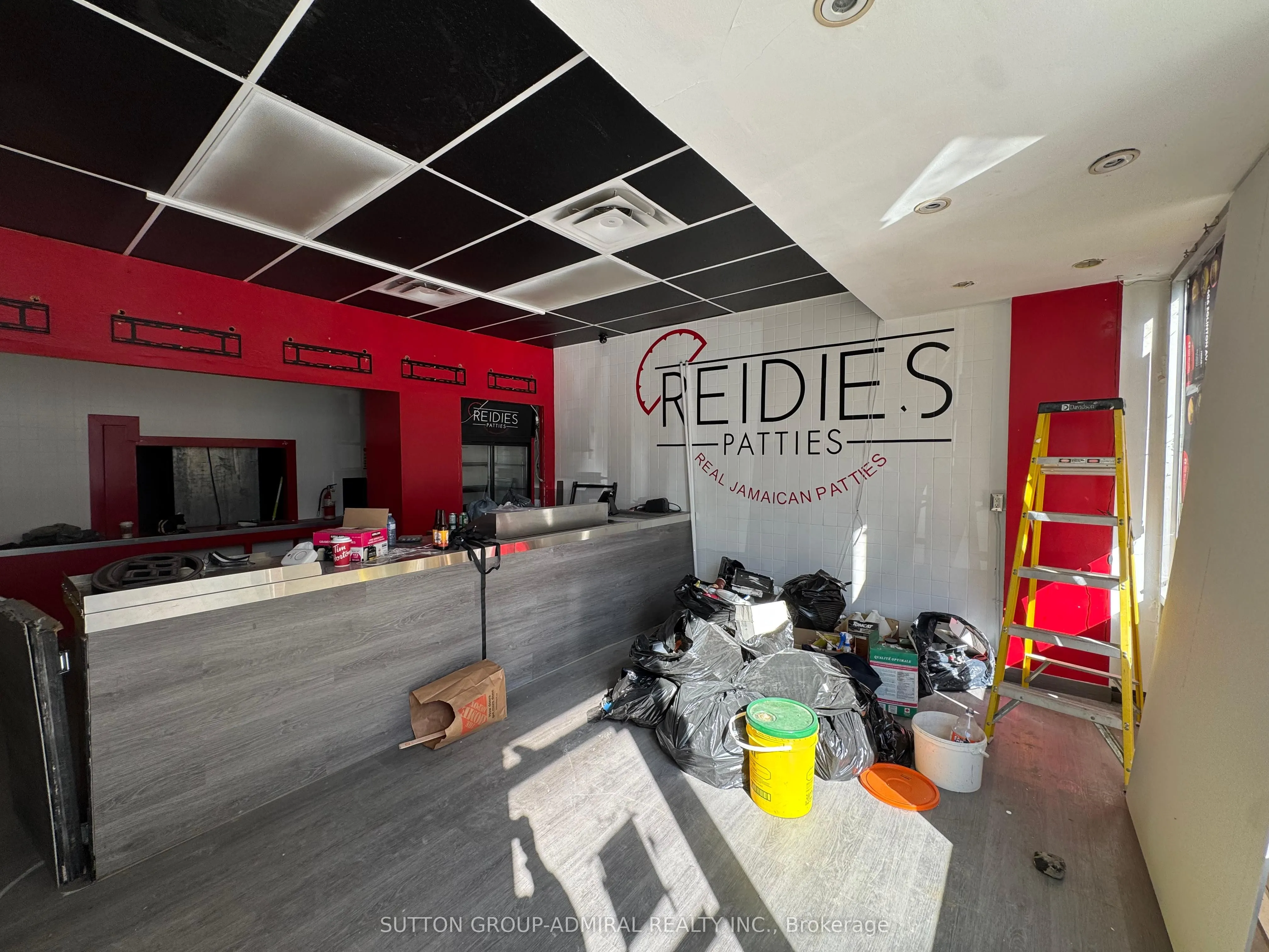 1606 Eglinton Avenue W