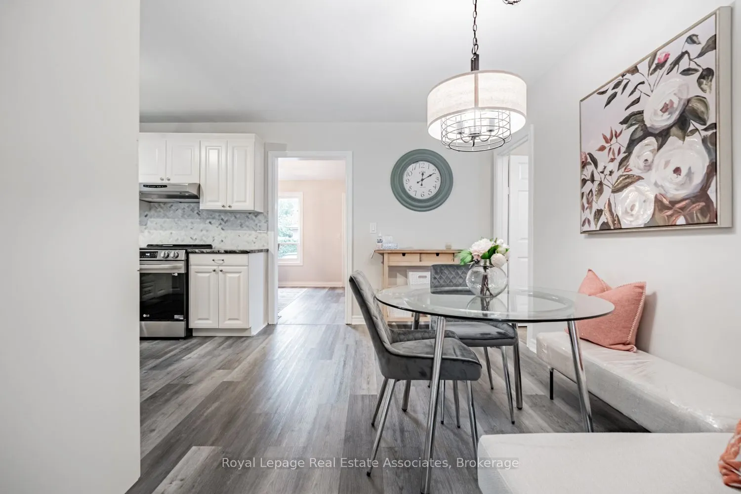 1094 Eastmount Avenue