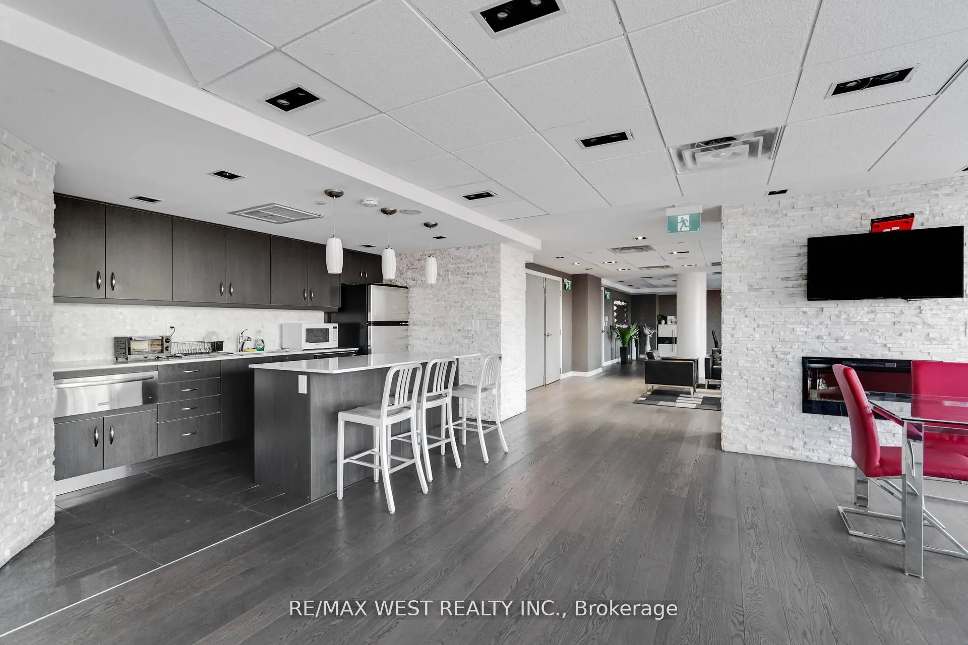 5101 Dundas Street W, #310