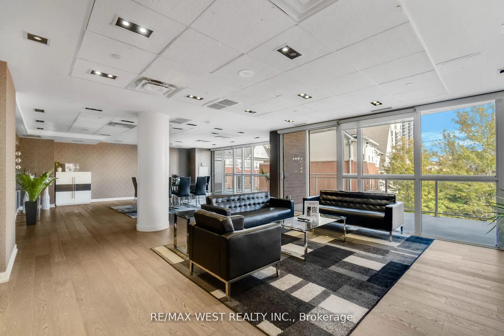 5101 Dundas Street W, #310
