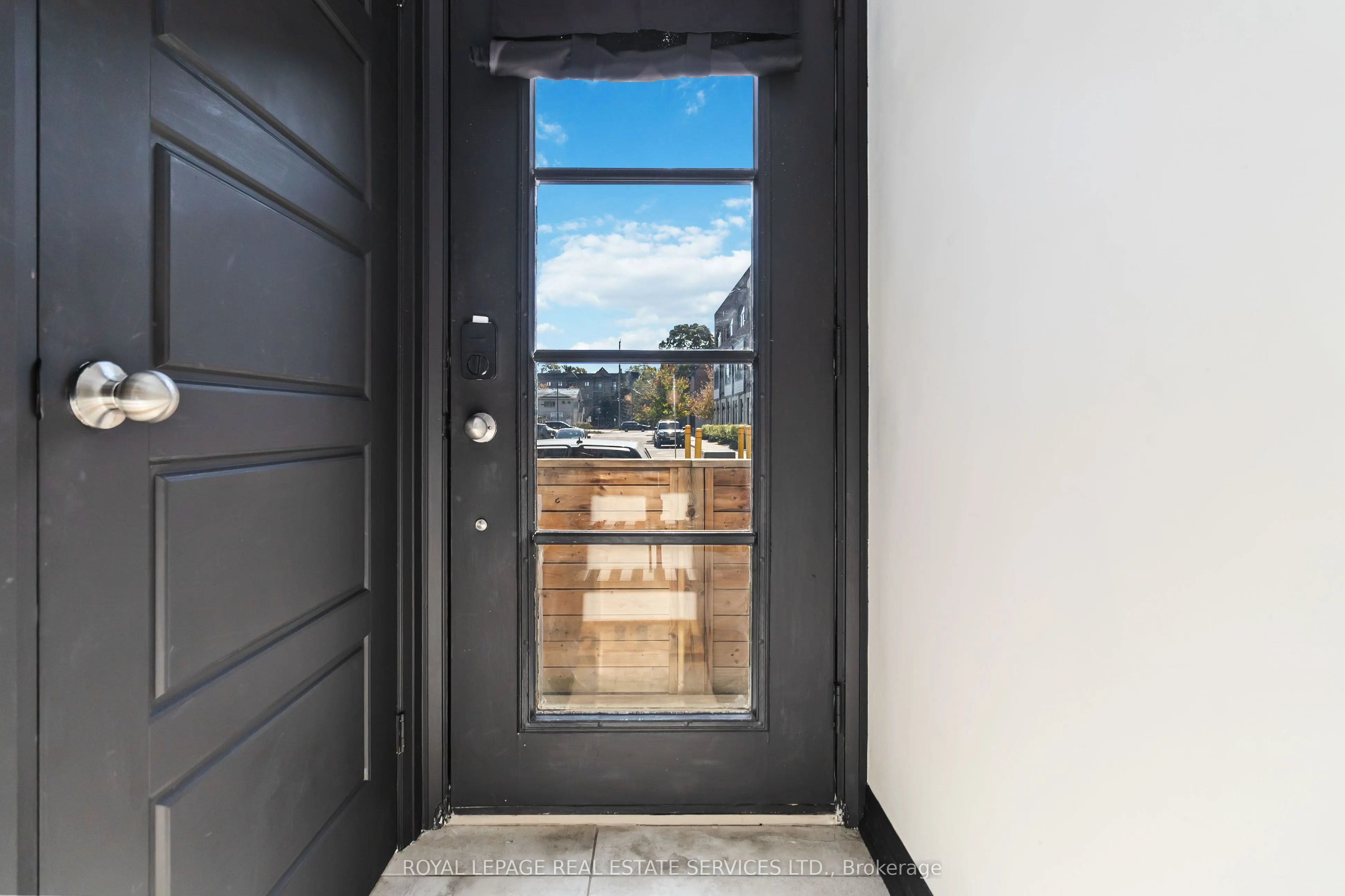 405 Plains Road E, #25