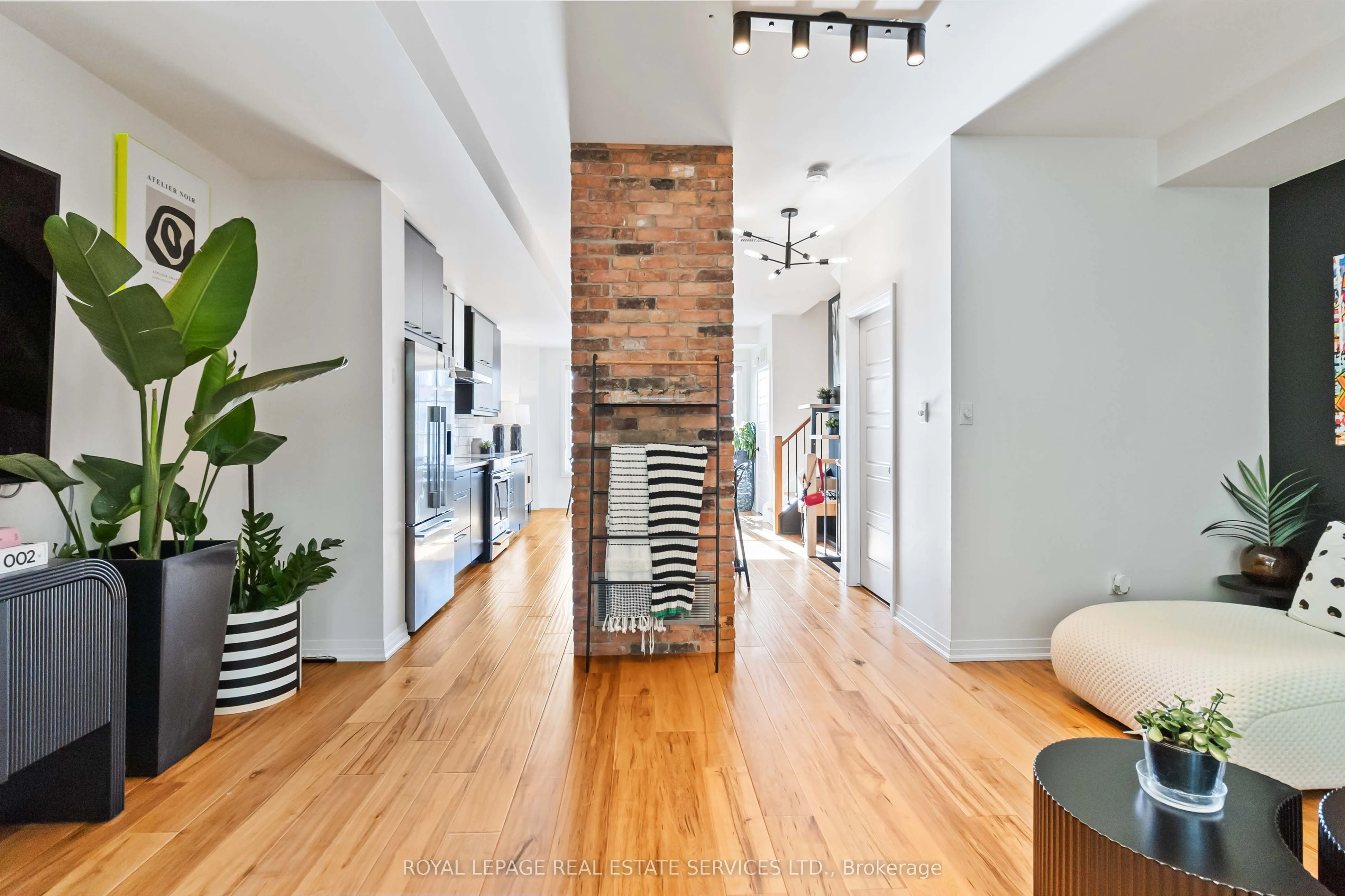 405 Plains Road E, #25