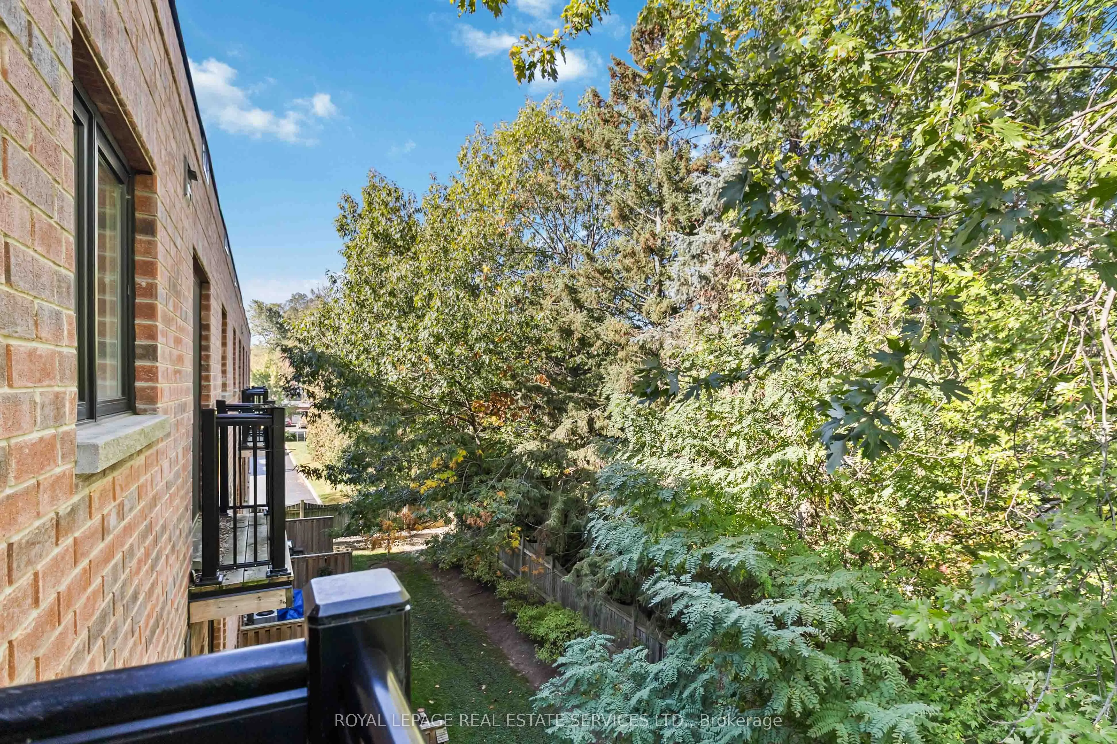 405 Plains Road E, #25