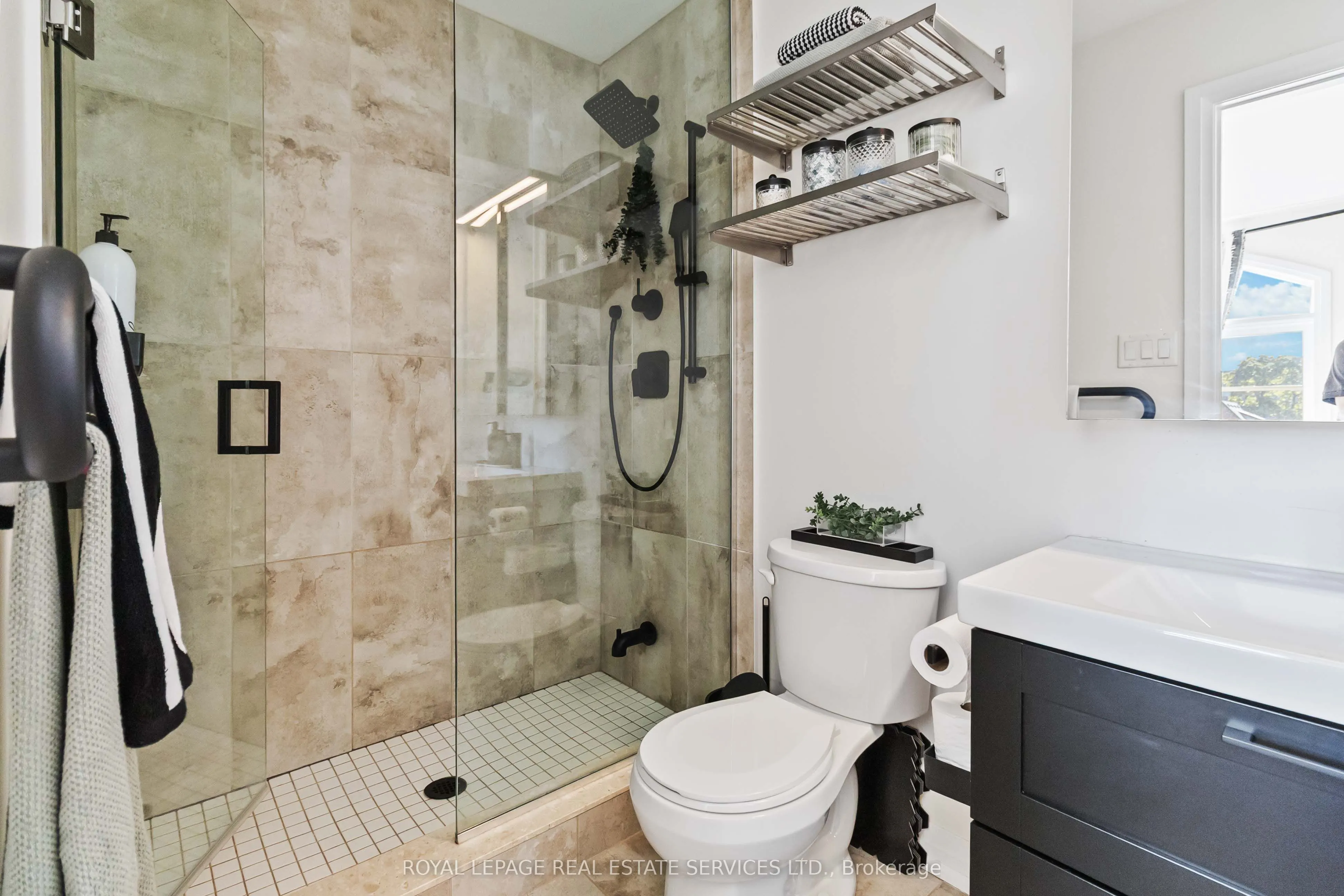 405 Plains Road E, #25