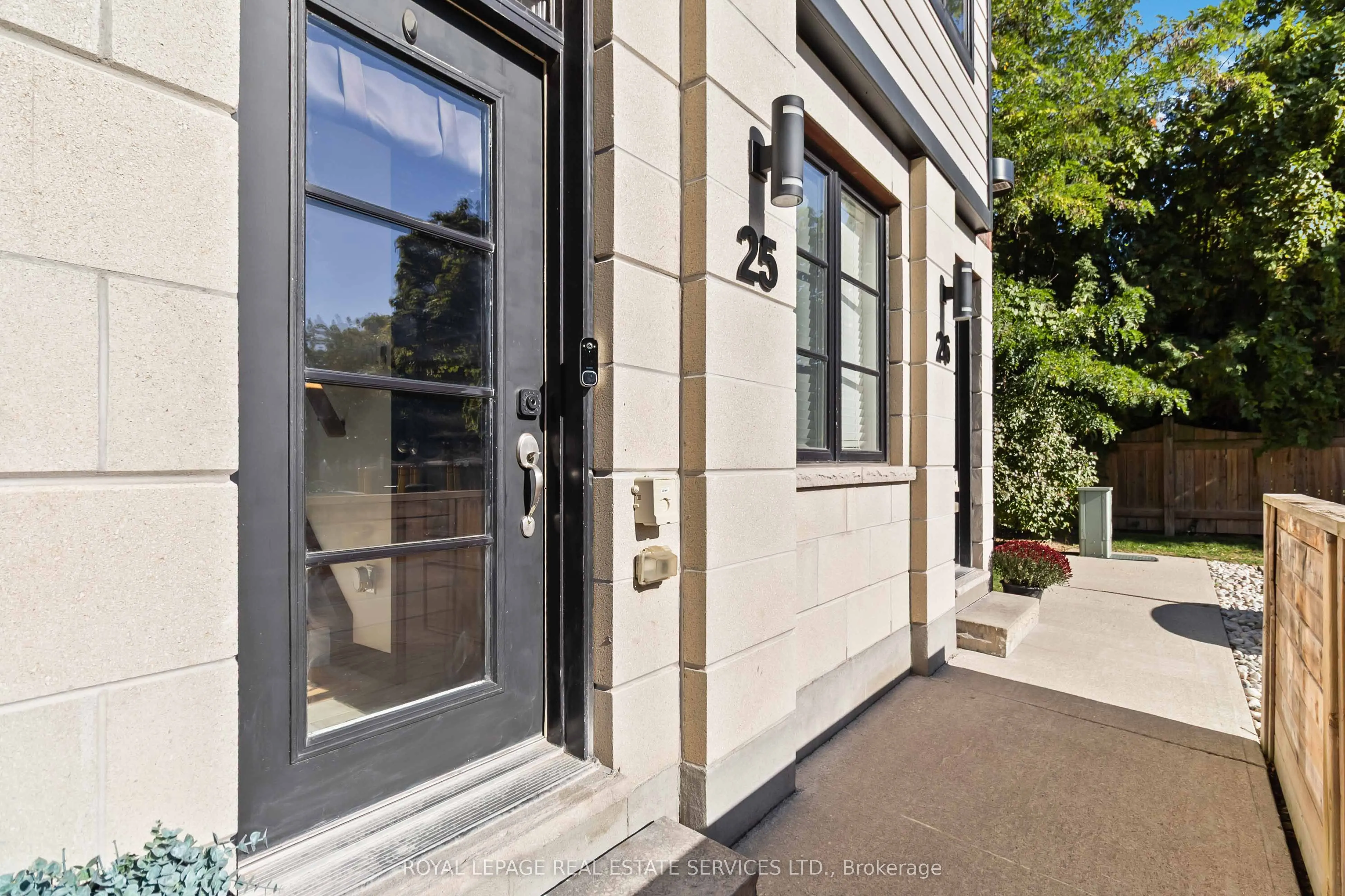 405 Plains Road E, #25