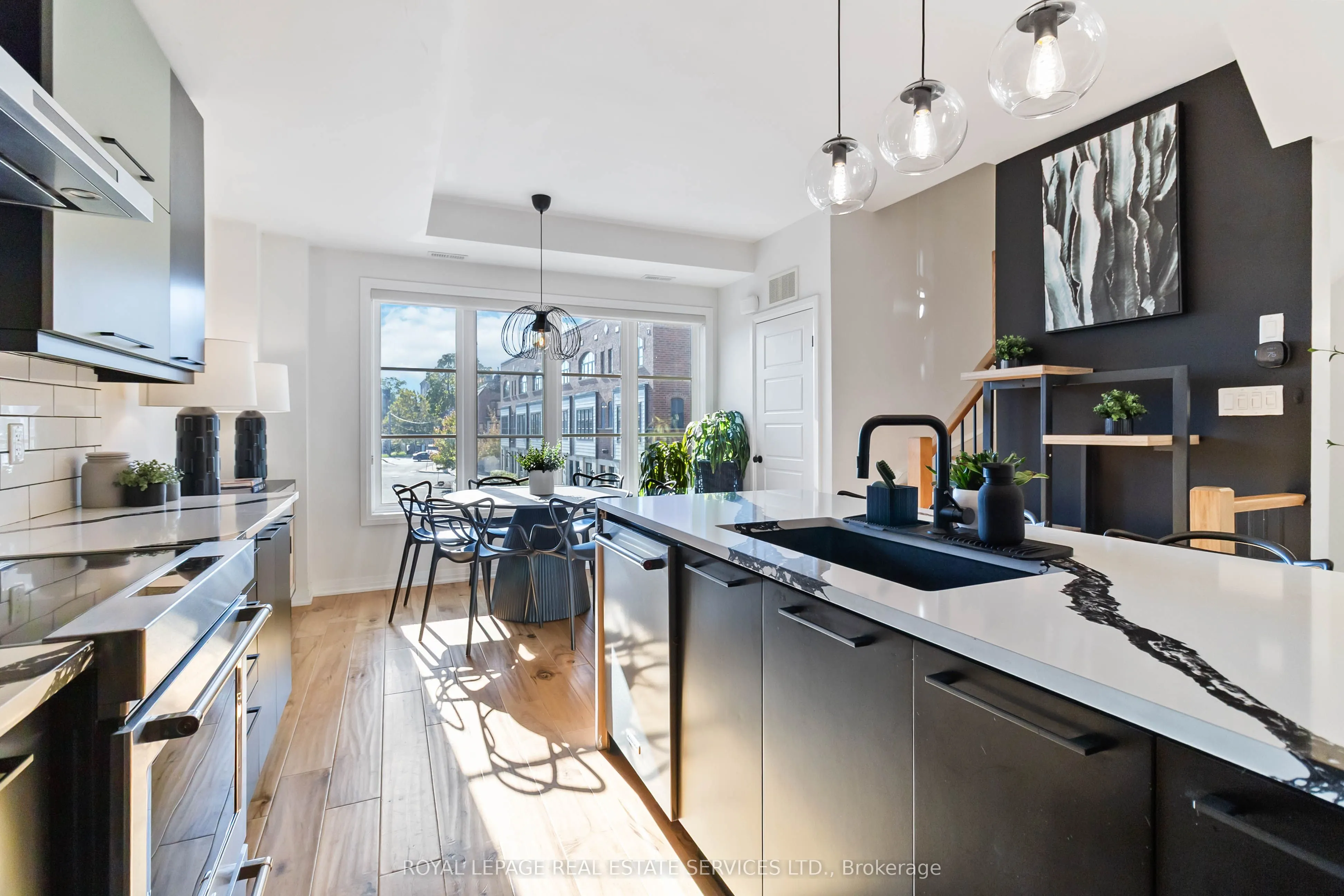 405 Plains Road E, #25