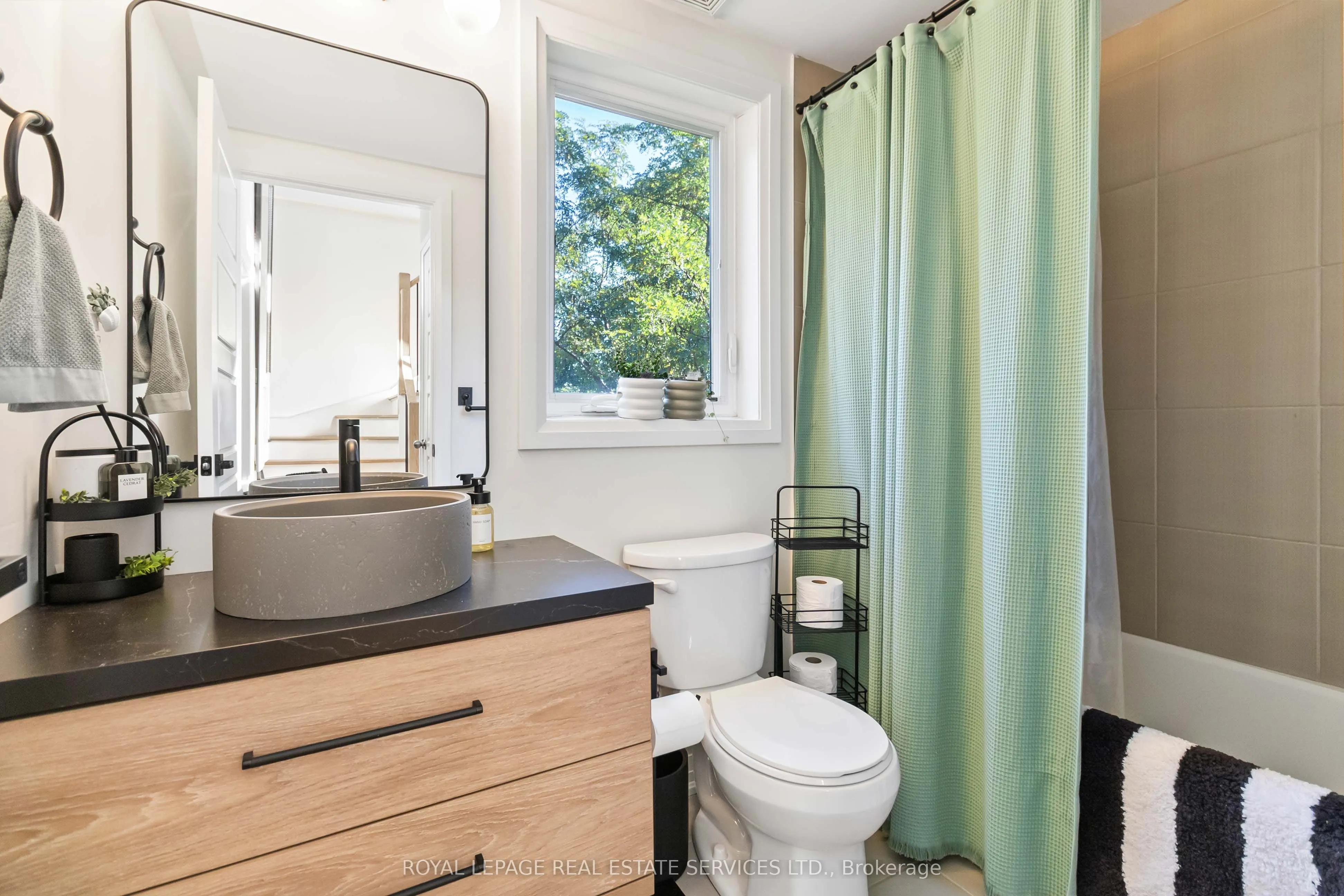 405 Plains Road E, #25