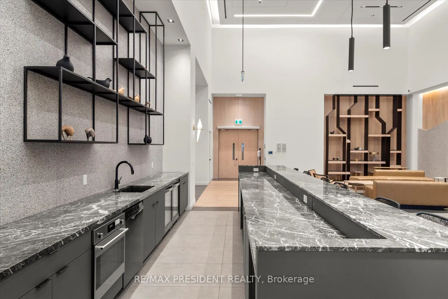 60 George Butchart Drive, #112