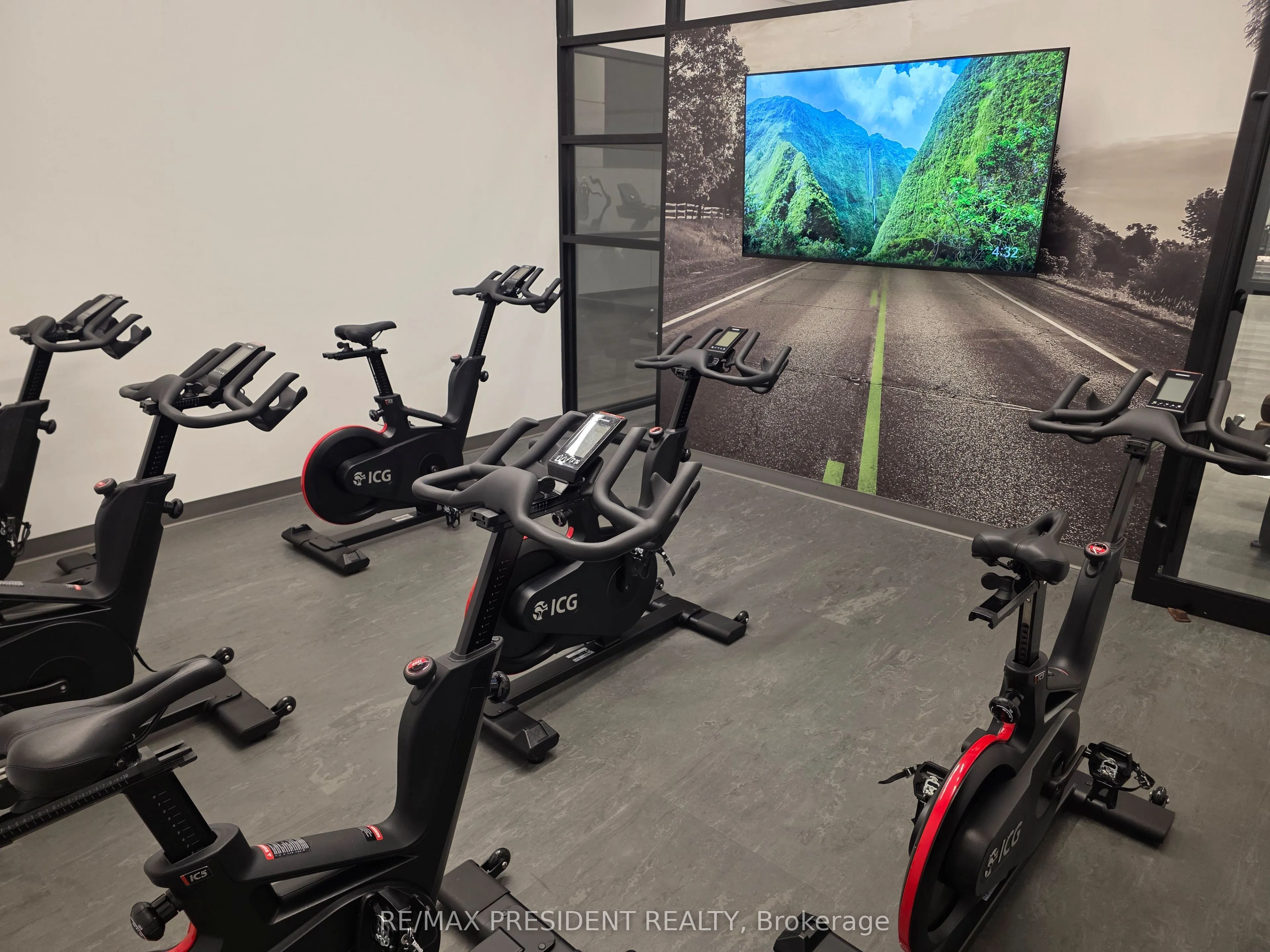 60 George Butchart Drive, #112