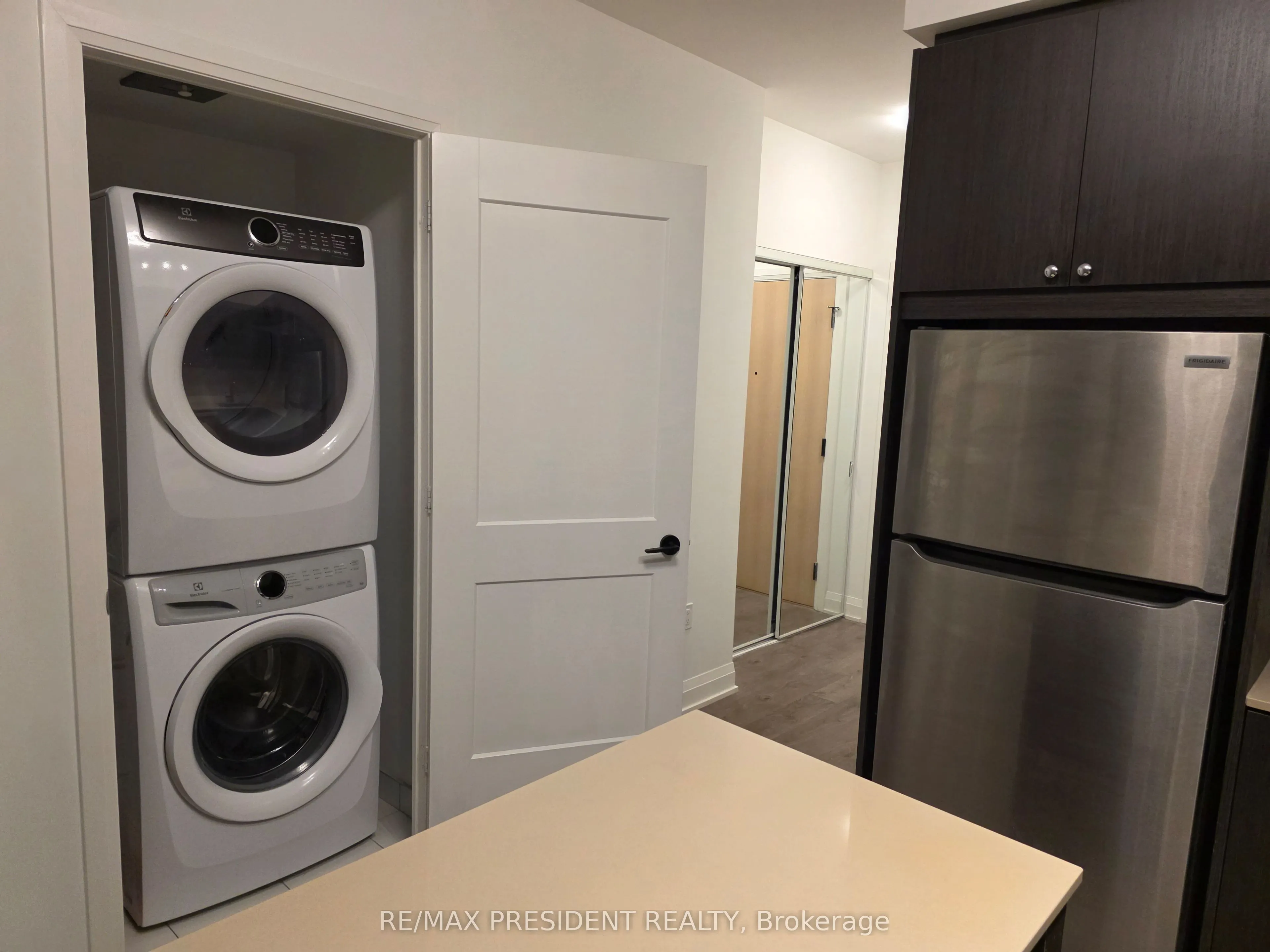 60 George Butchart Drive, #112