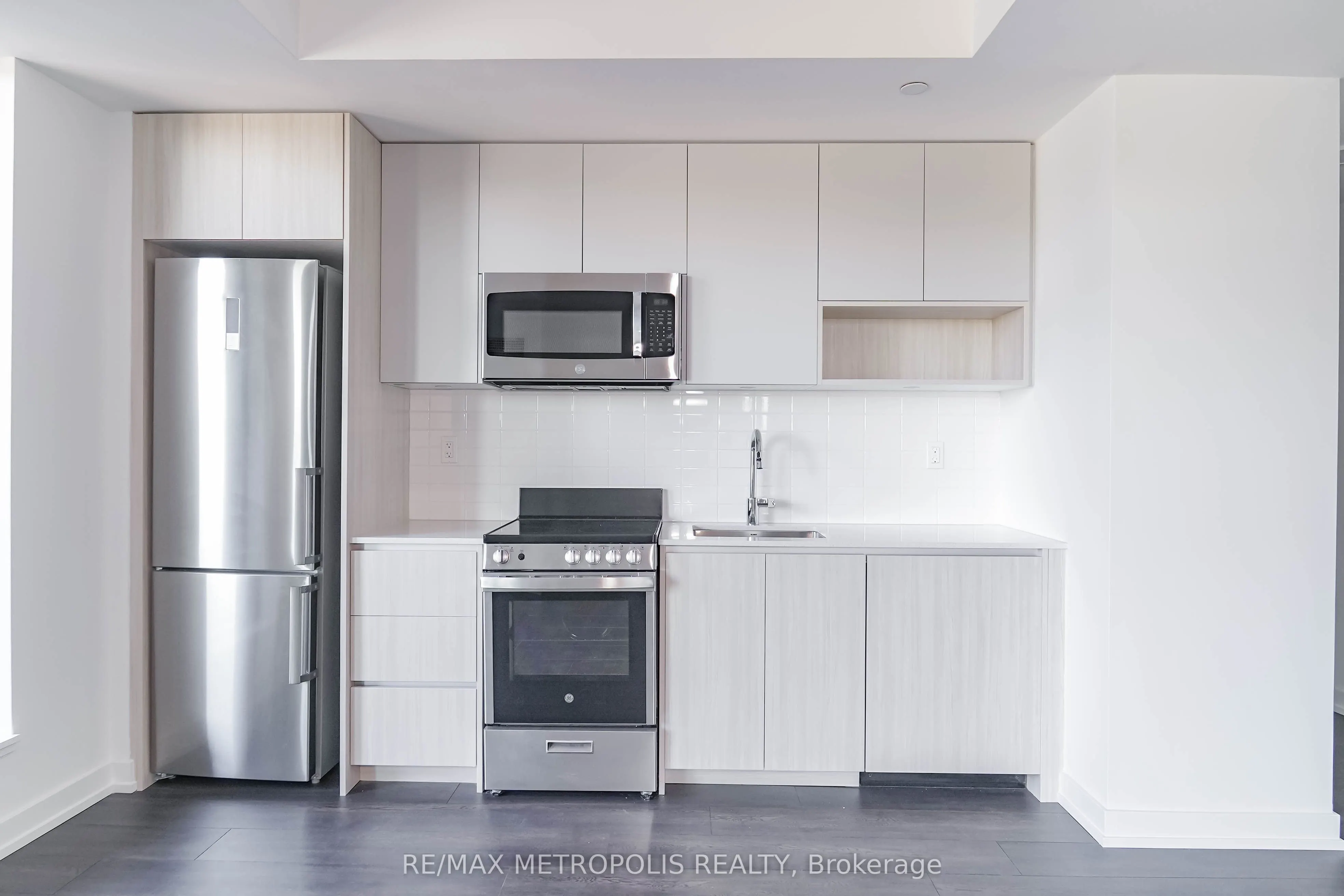 801 The Queensway, #624