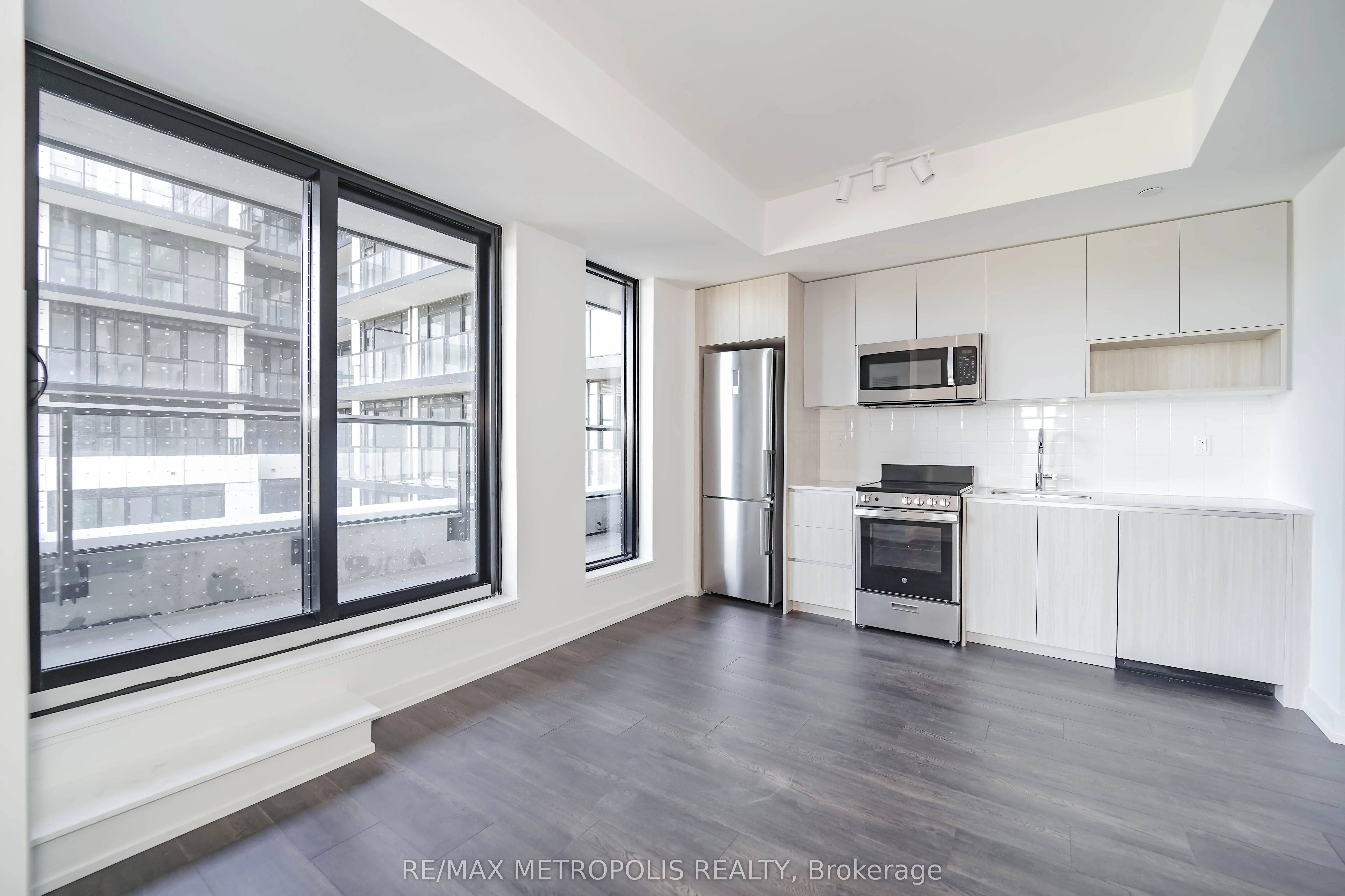 801 The Queensway, #624