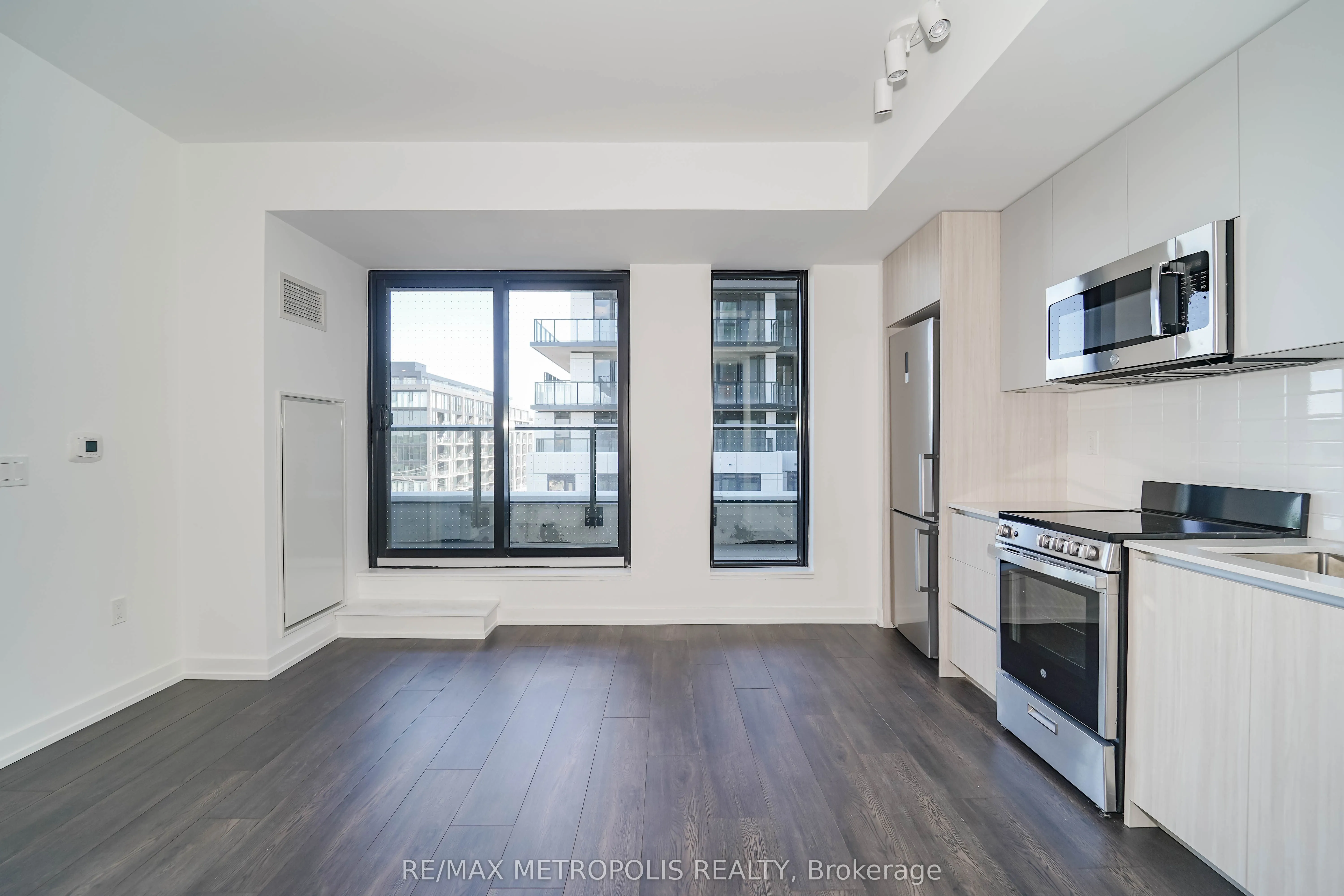 801 The Queensway, #624