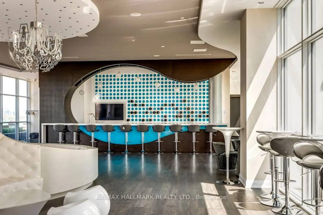 80 Marine Parade Drive, #905