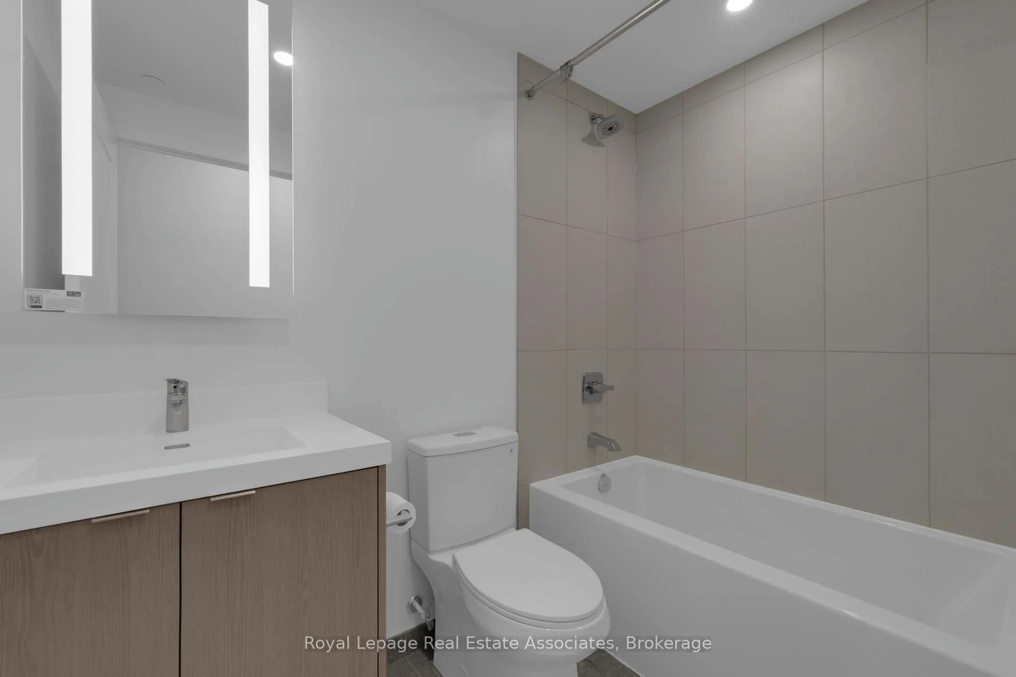 60 Central Park Roadway, #503