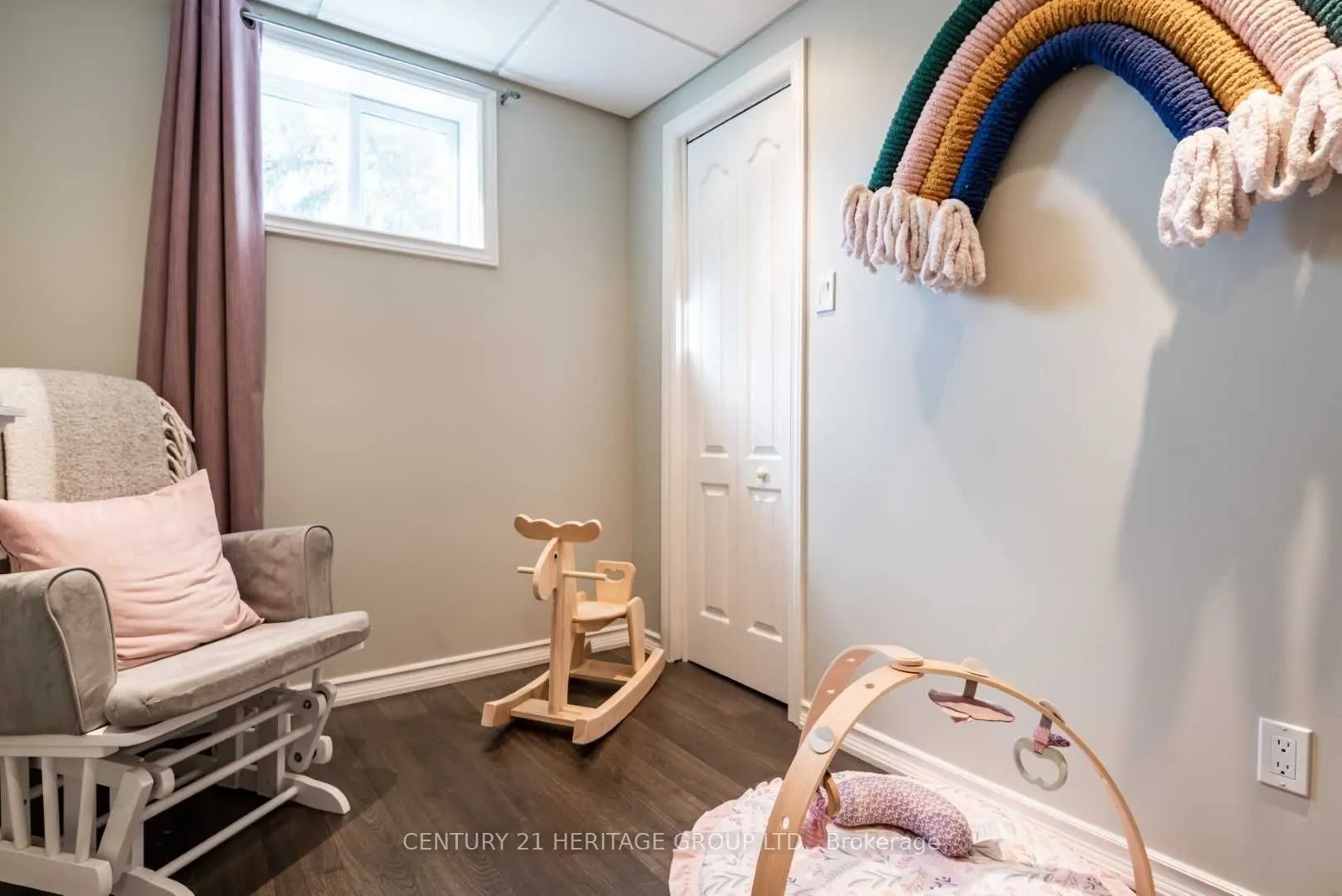 239 Credit Creek Boulevard, #Lower