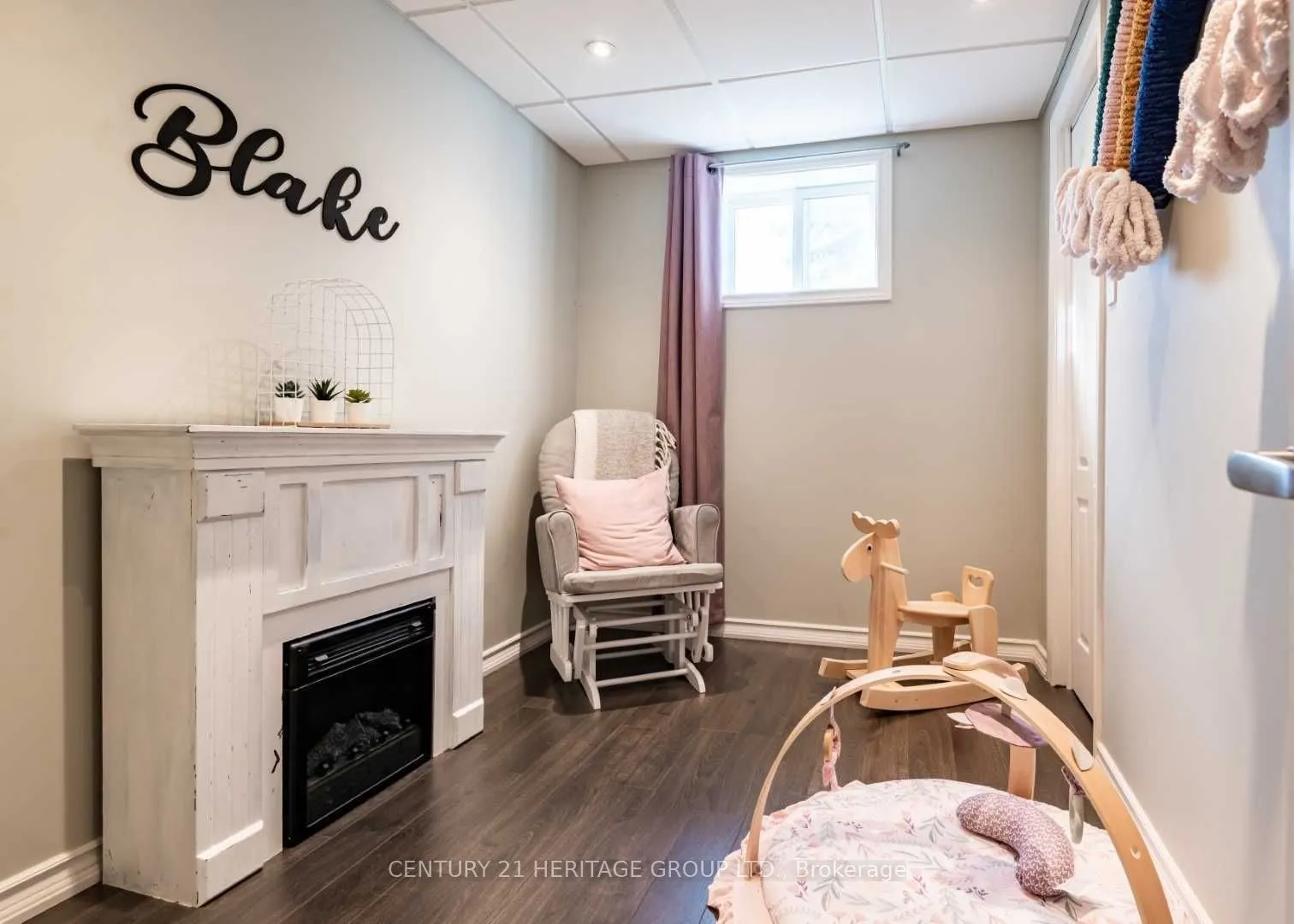 239 Credit Creek Boulevard, #Lower