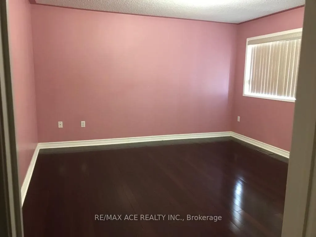 42 Feather Reed Way, #Main