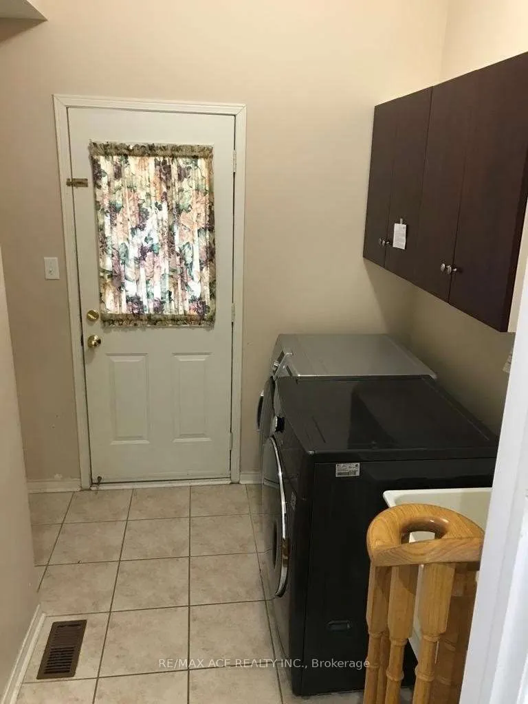 42 Feather Reed Way, #Main