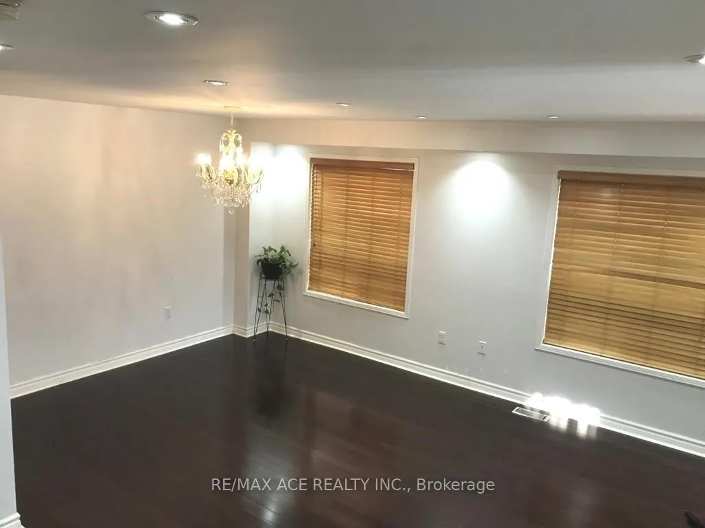 42 Feather Reed Way, #Main