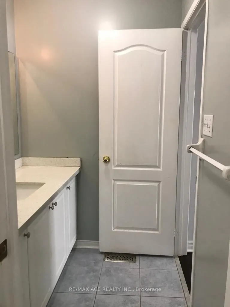 42 Feather Reed Way, #Main