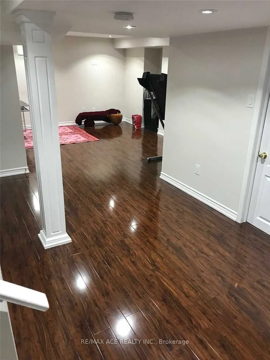 42 Feather Reed Way, #Bsmt