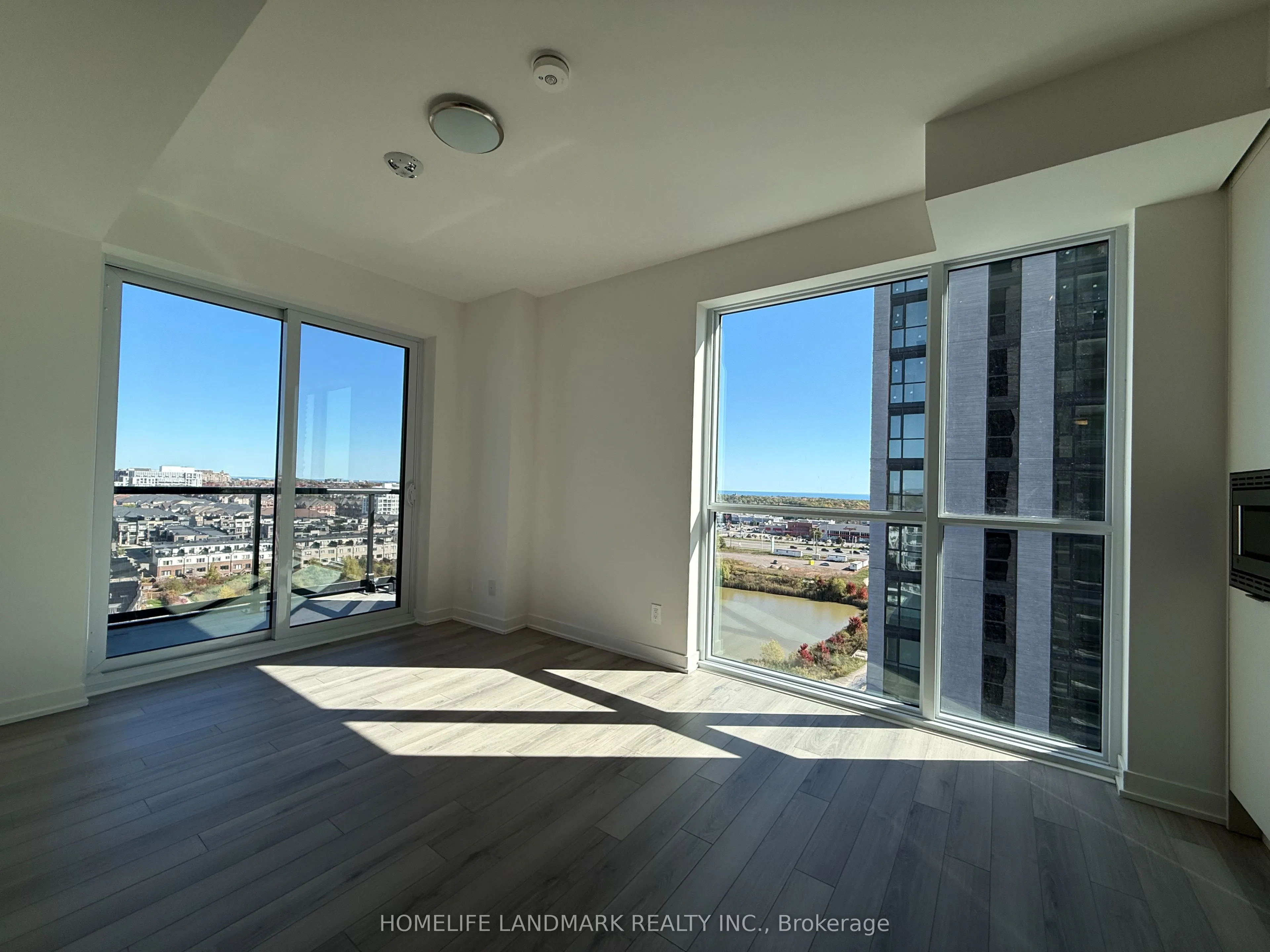 3079 Trafalgar Road, #1209