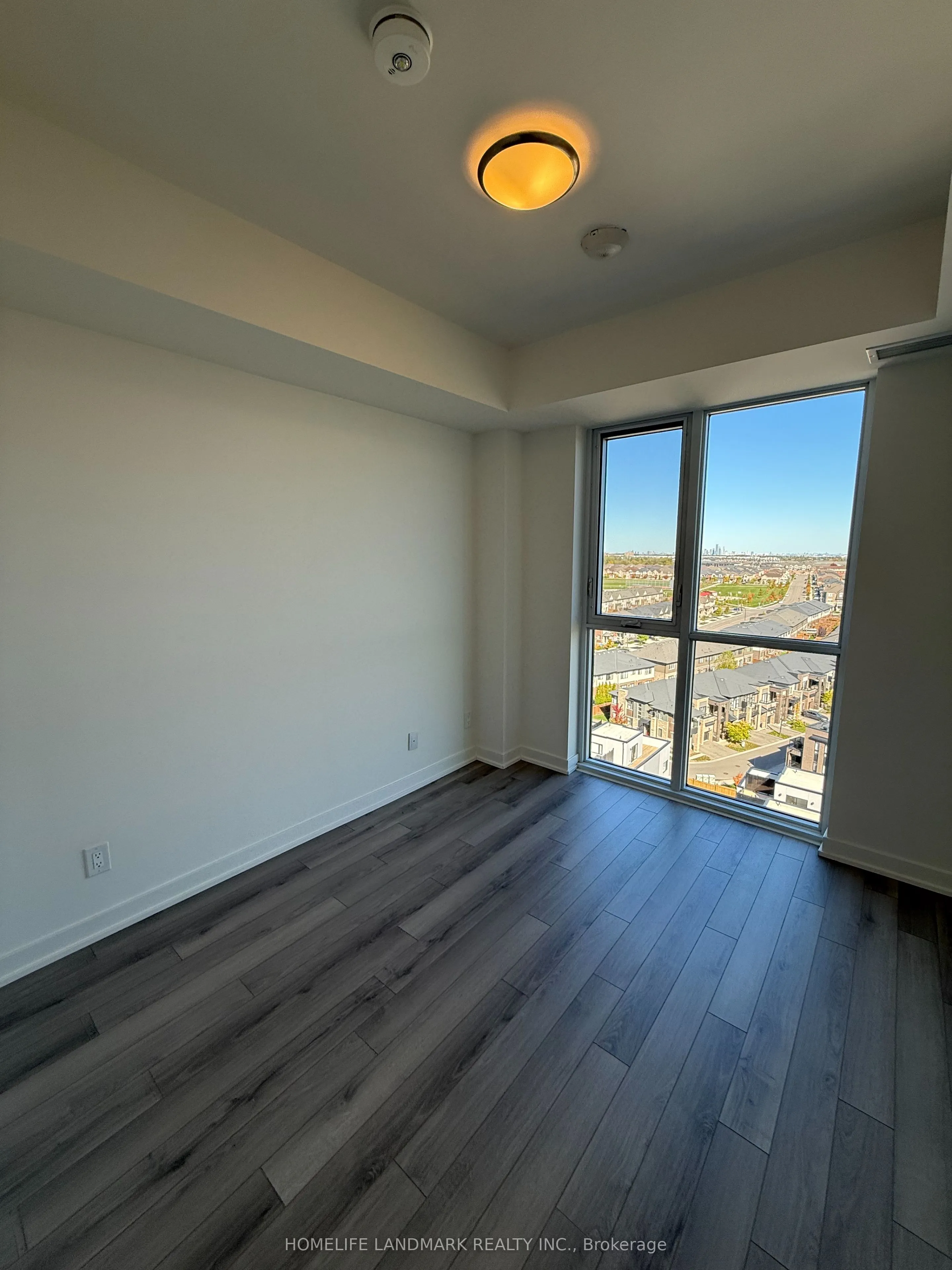 3079 Trafalgar Road, #1209