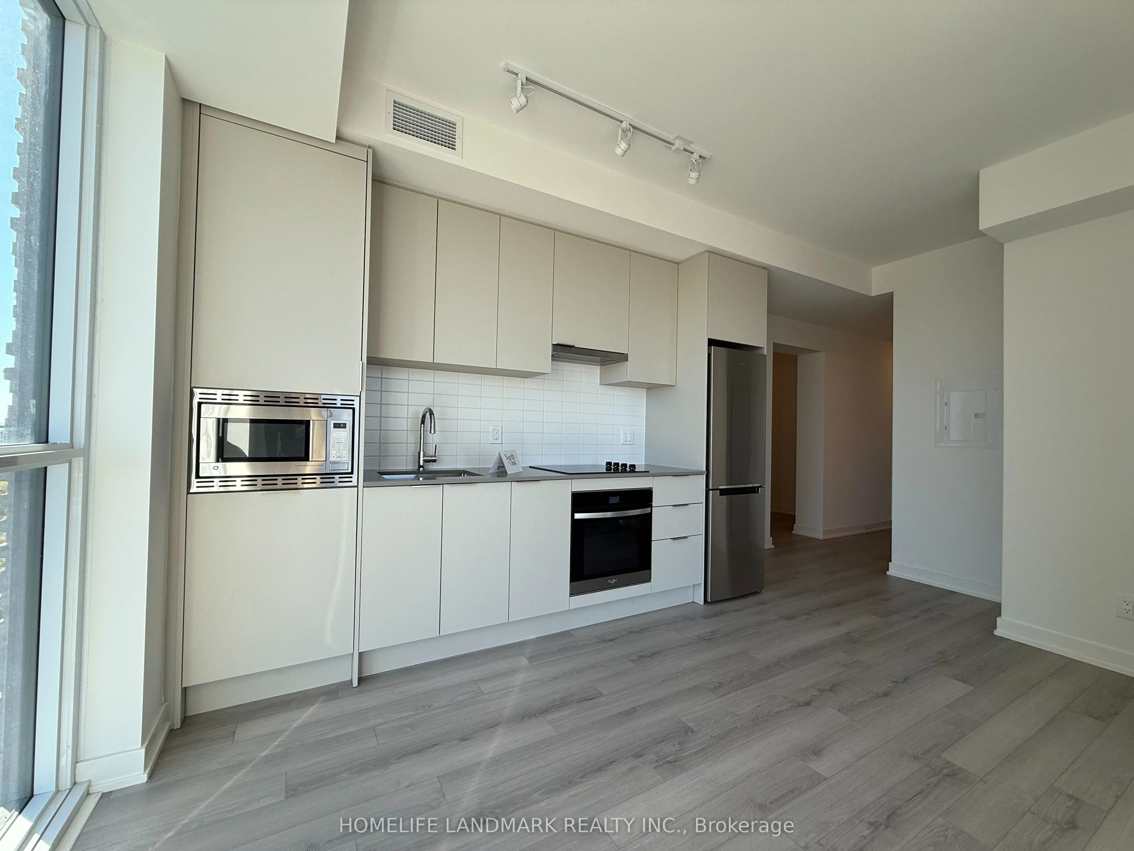 3079 Trafalgar Road, #1209