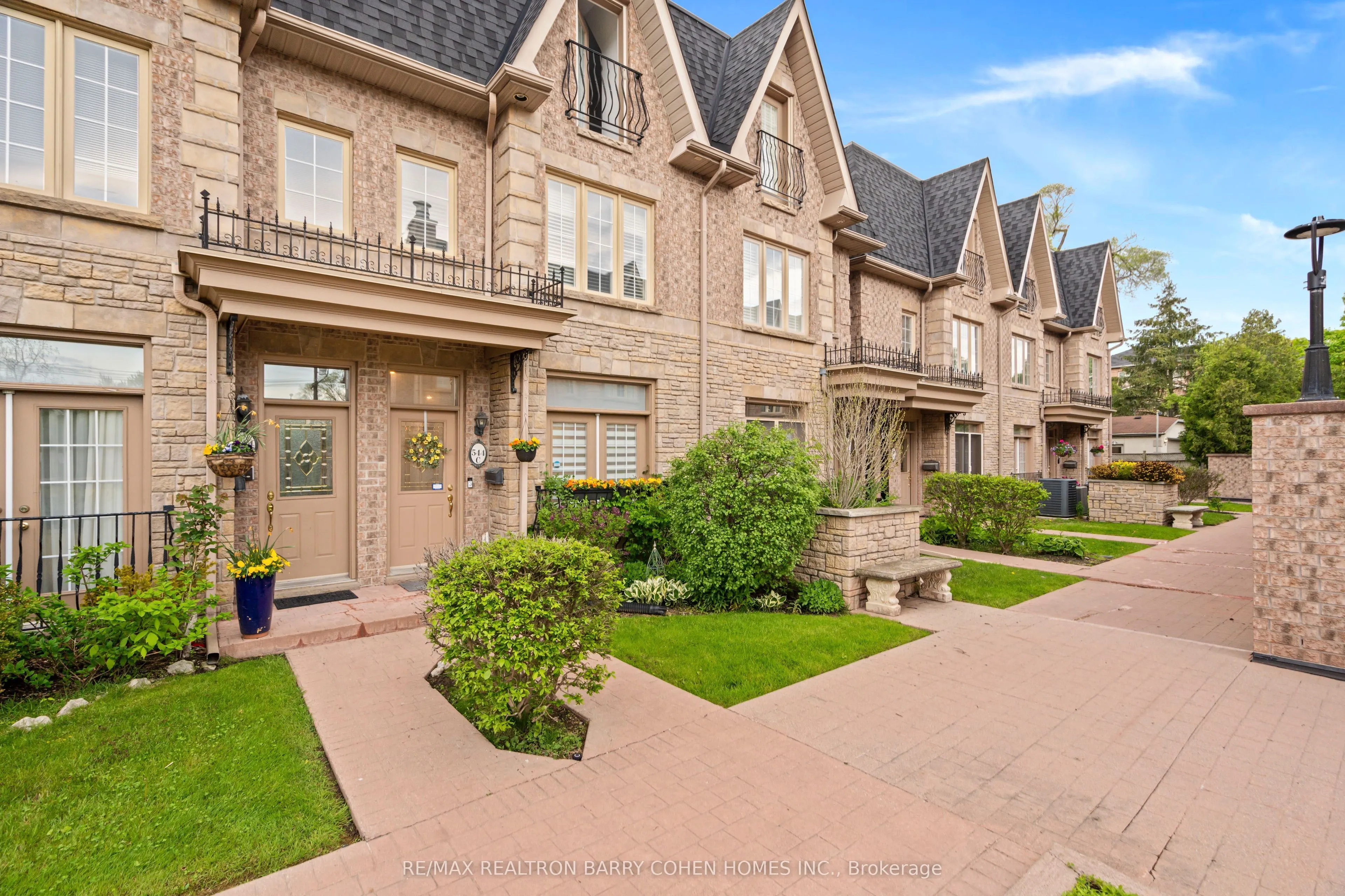 544C Scarlett Road, #11