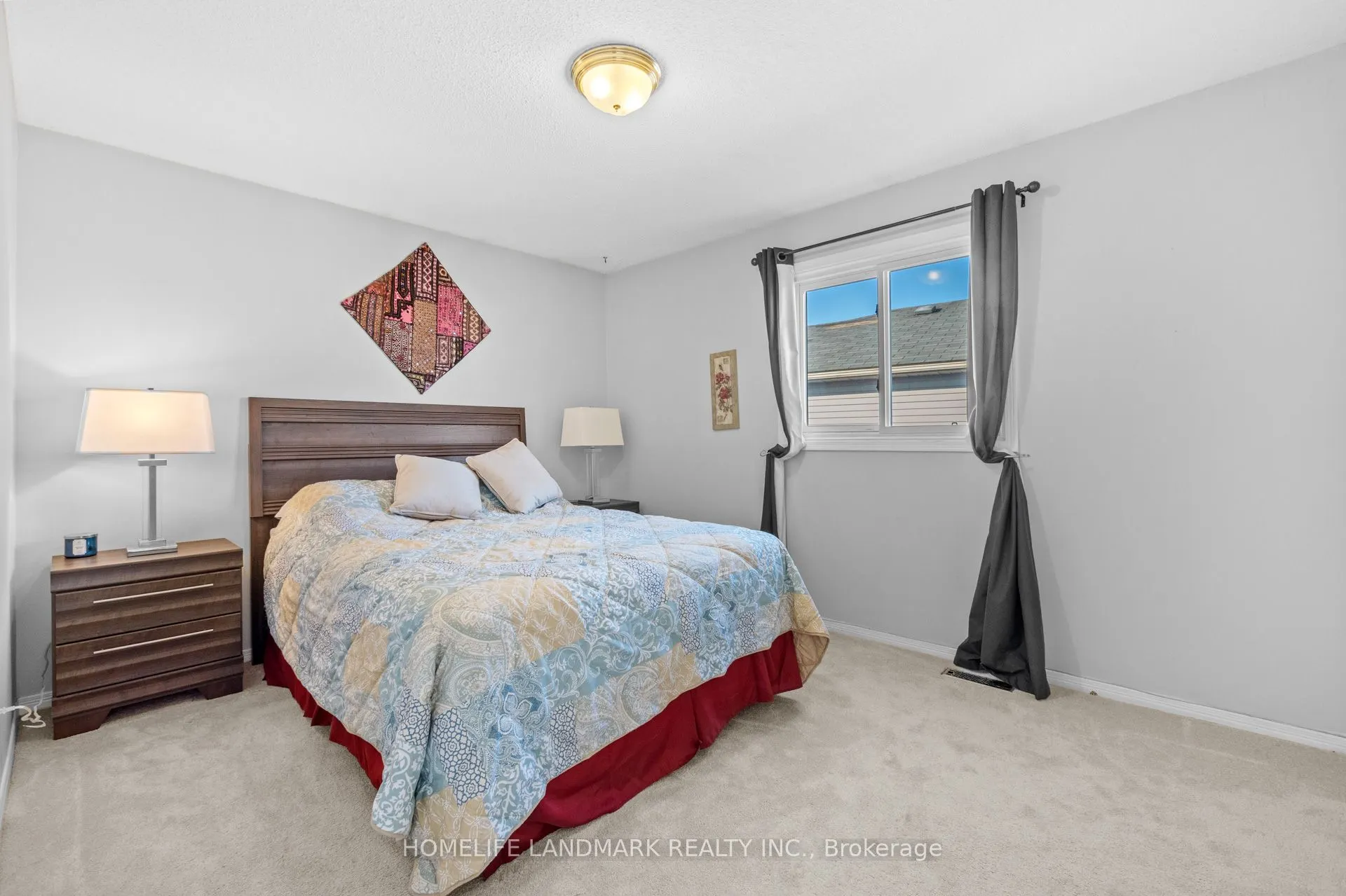 1544 Kirkrow Crescent