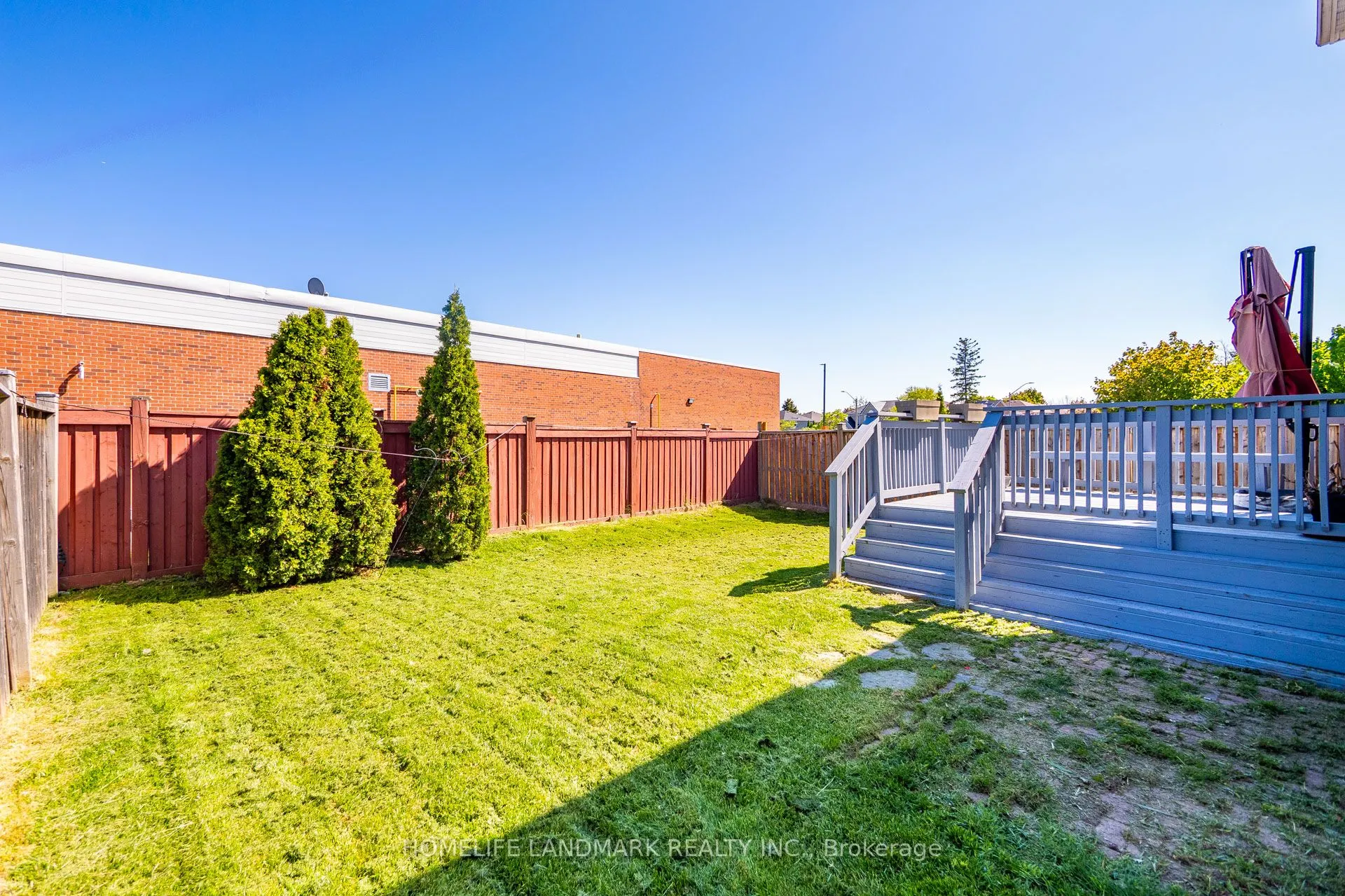 1544 Kirkrow Crescent