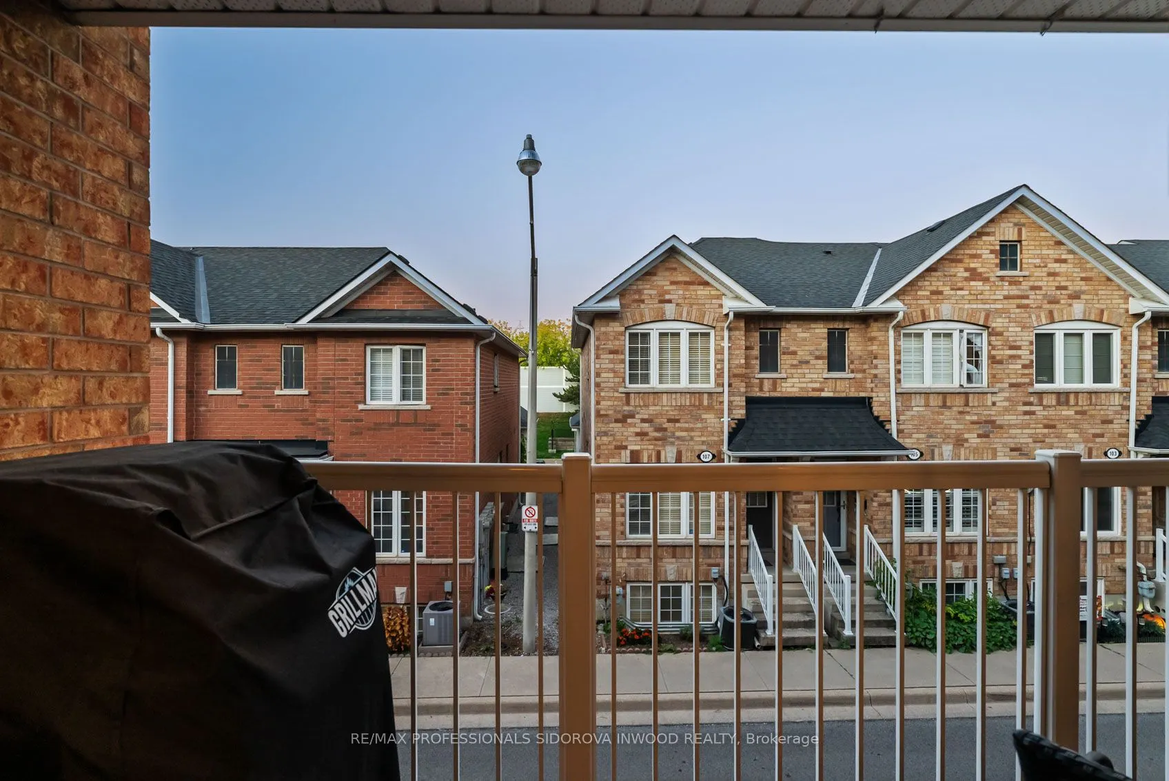 71 Birdstone Crescent, #52