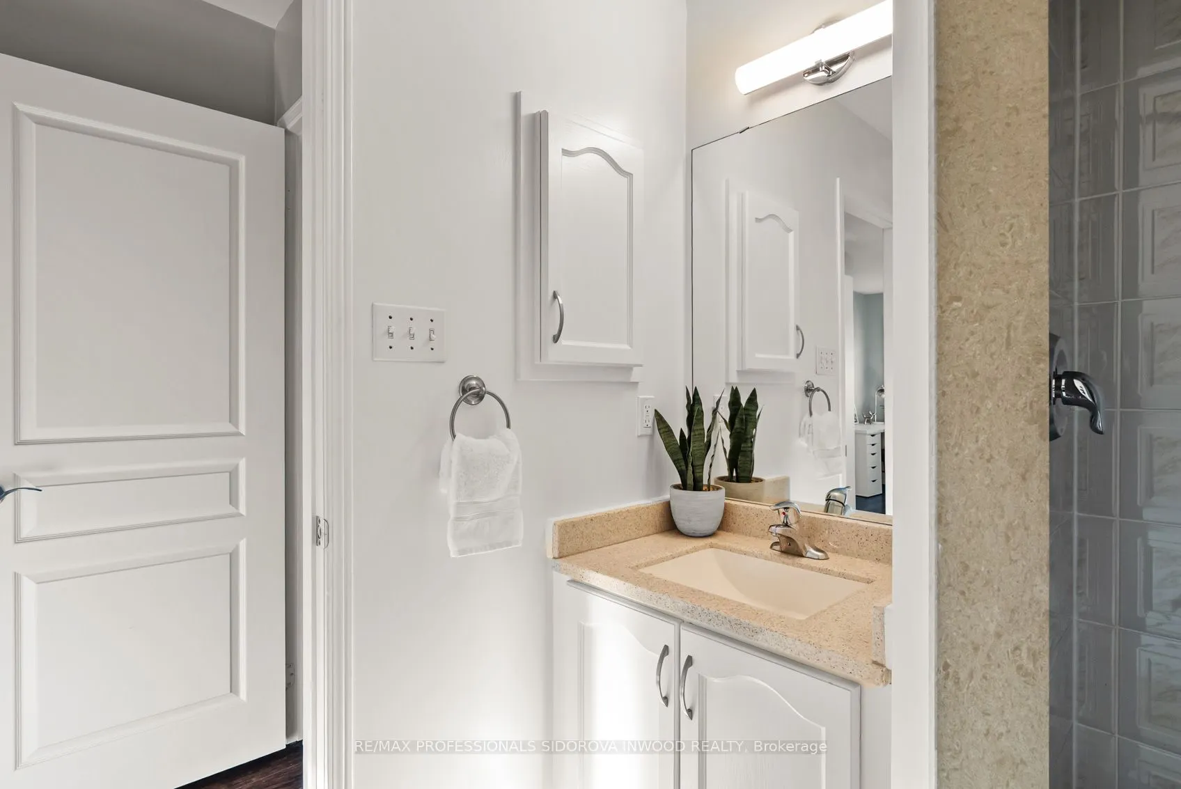 71 Birdstone Crescent, #52