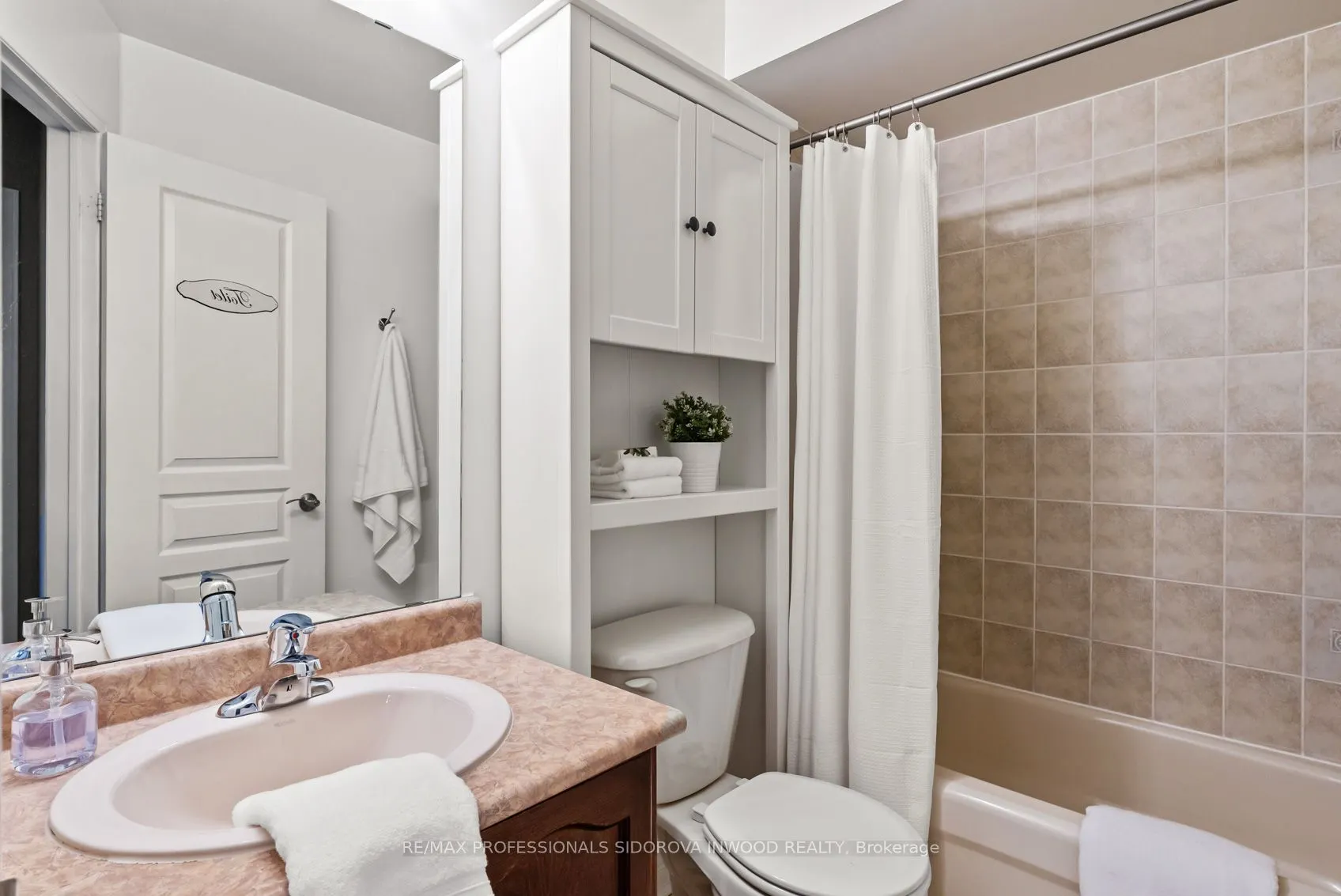 71 Birdstone Crescent, #52