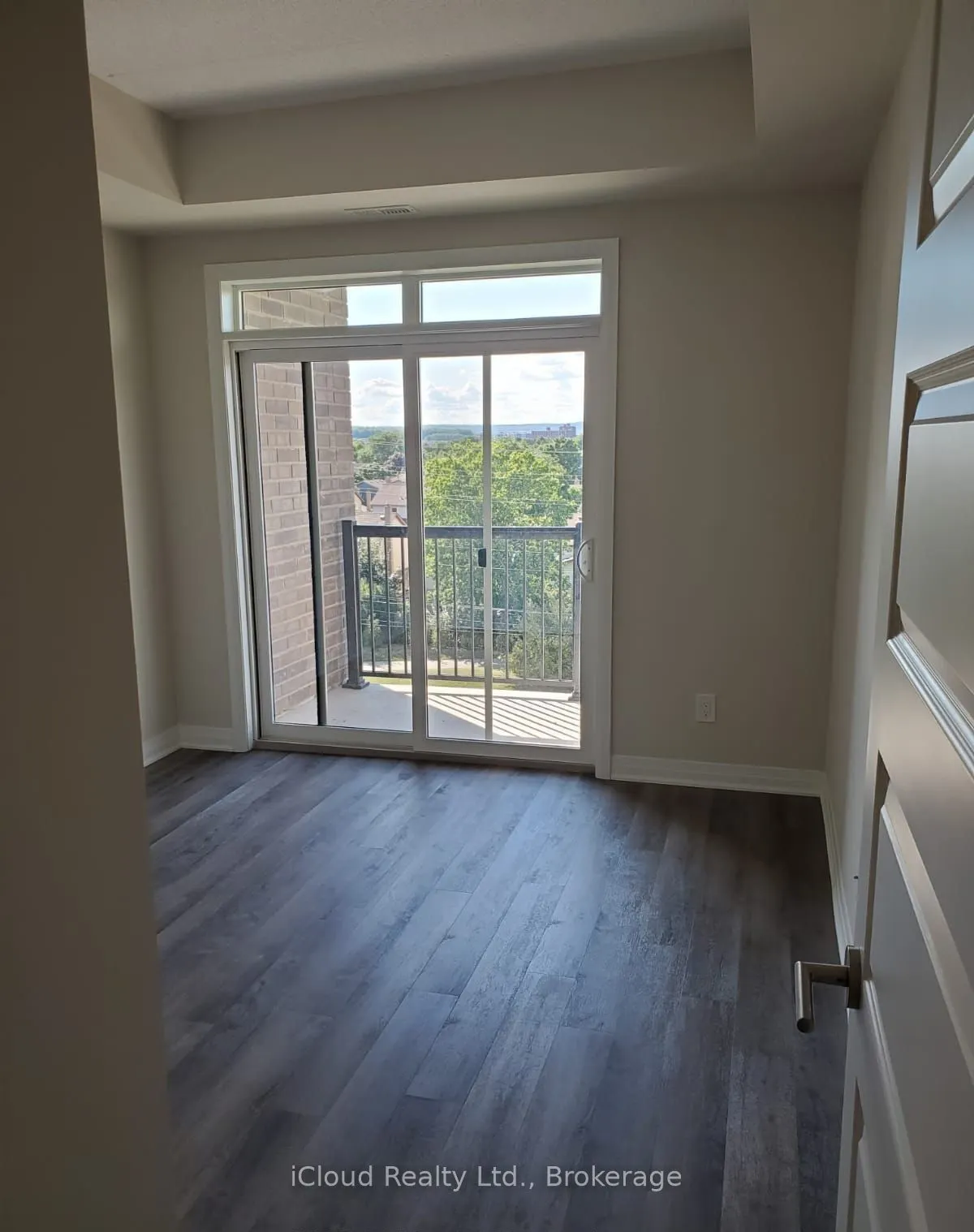 610 Farmstead Drive, #514